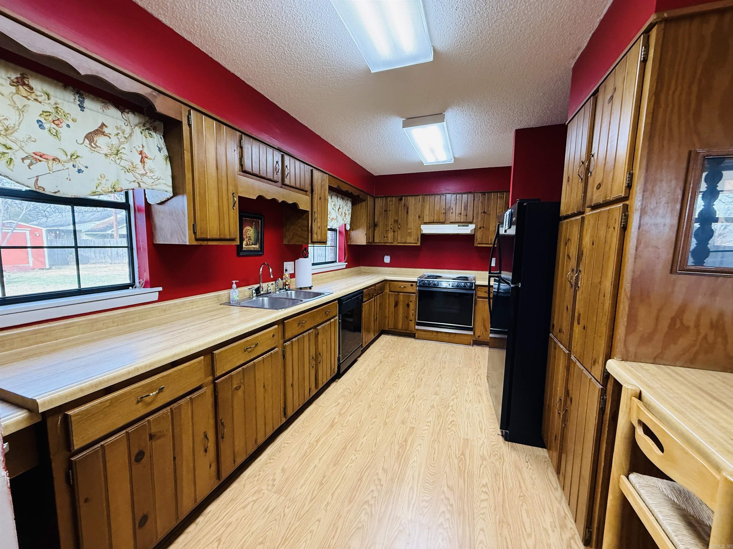 HOLIDAY PARK - Residential