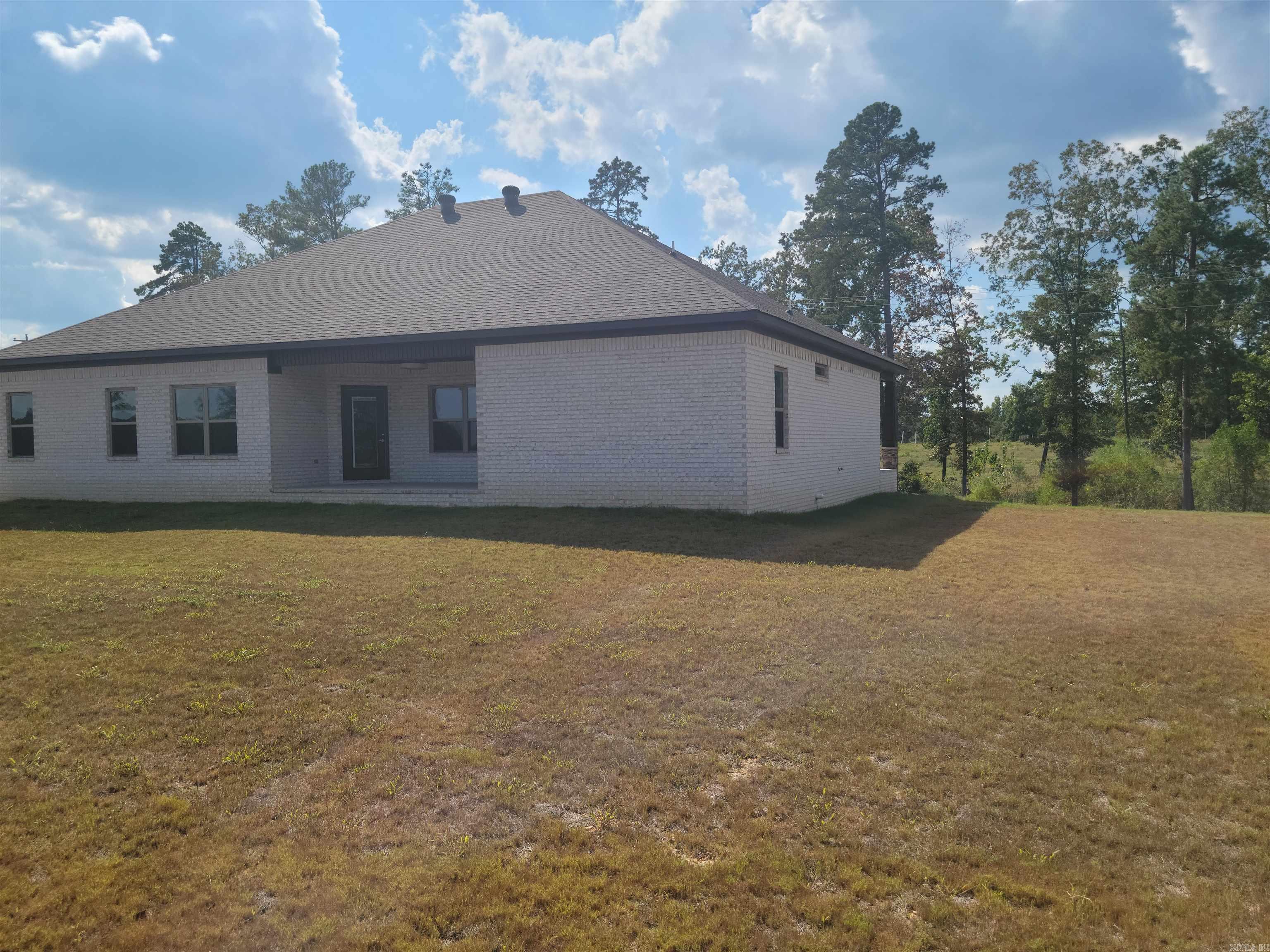 WINCHESTER ESTATES - Residential