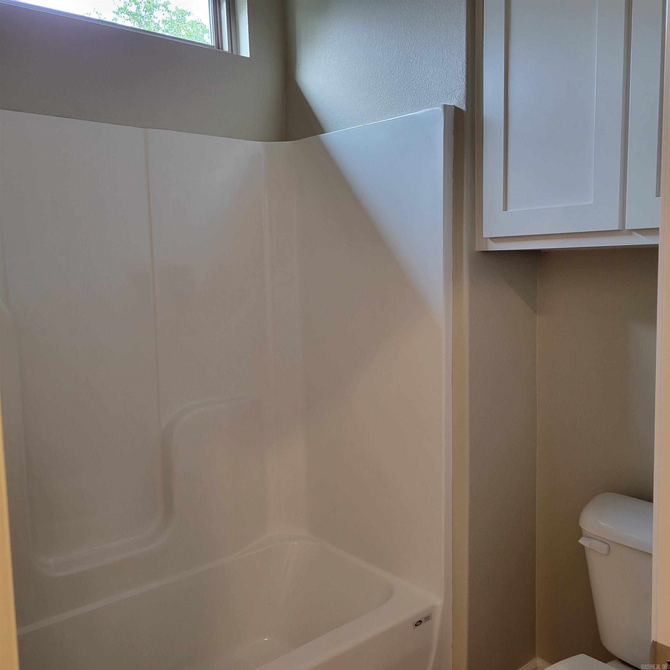 WINCHESTER ESTATES - Residential