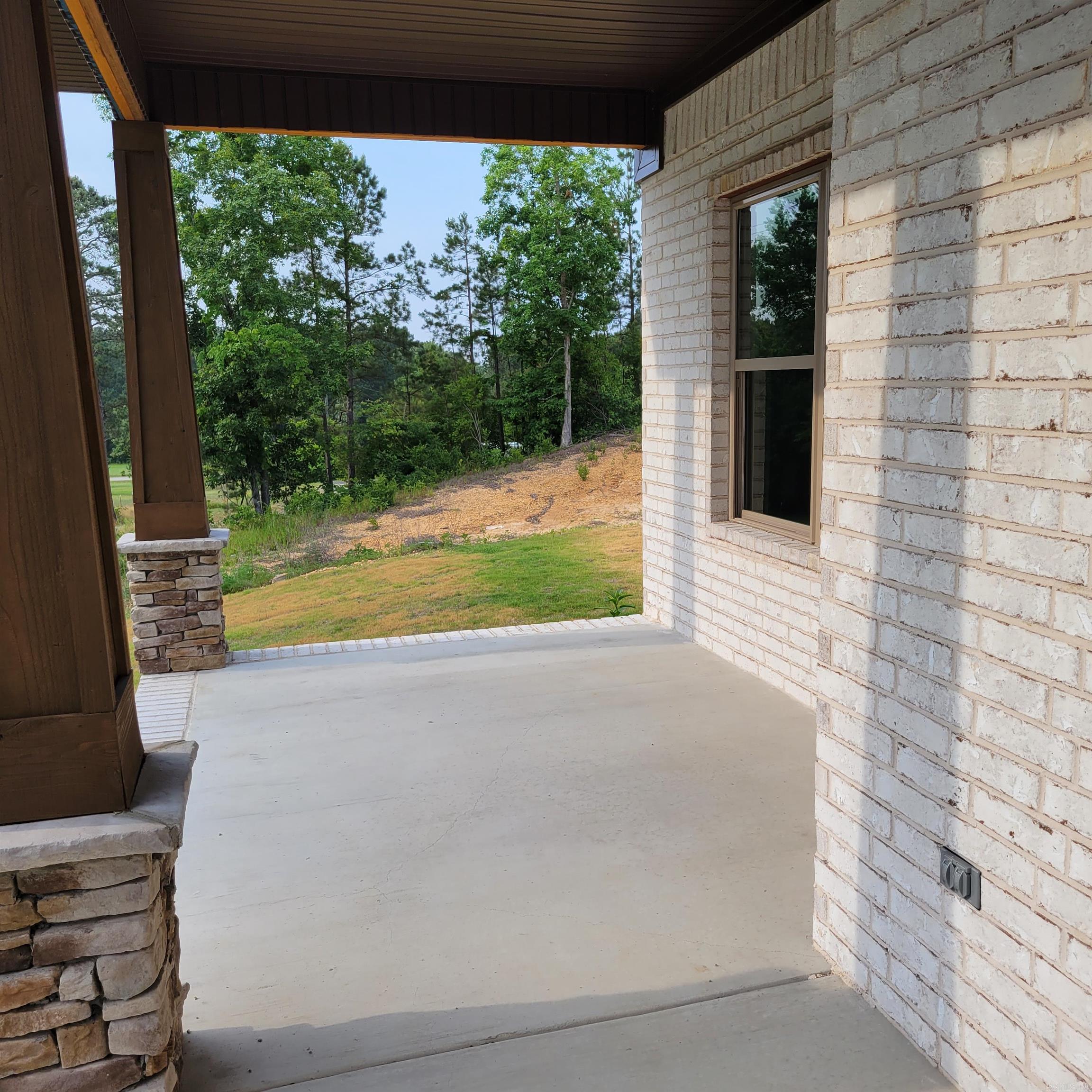 WINCHESTER ESTATES - Residential