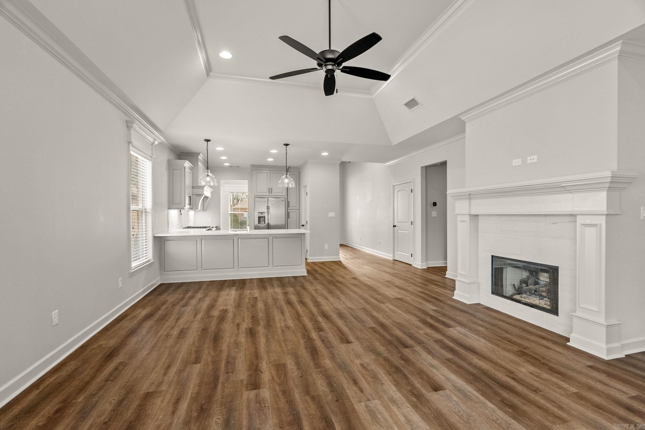 PIPER LANE - Residential