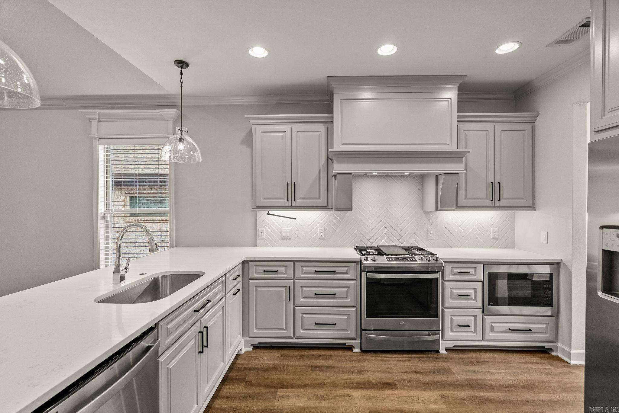 PIPER LANE - Residential