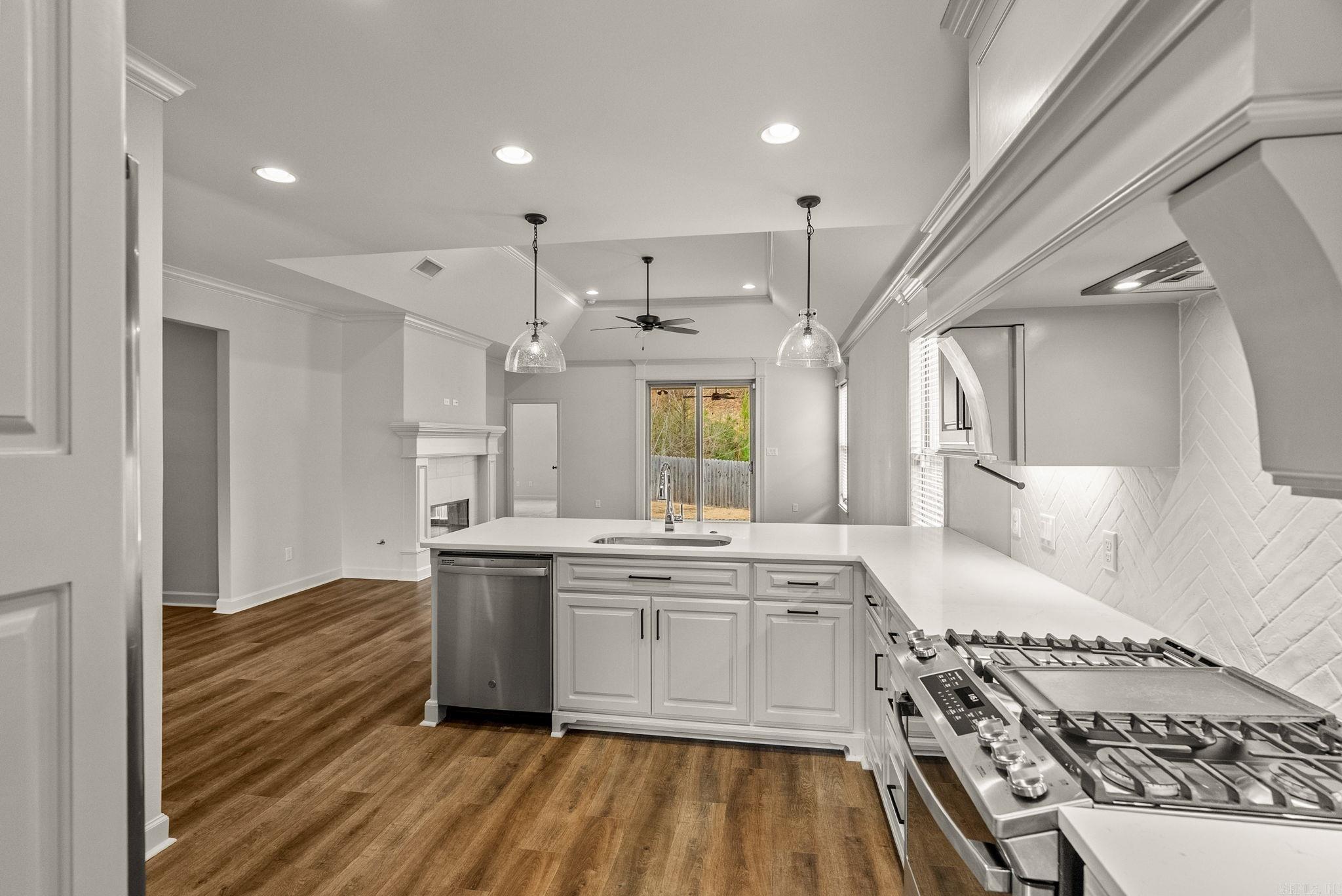 PIPER LANE - Residential