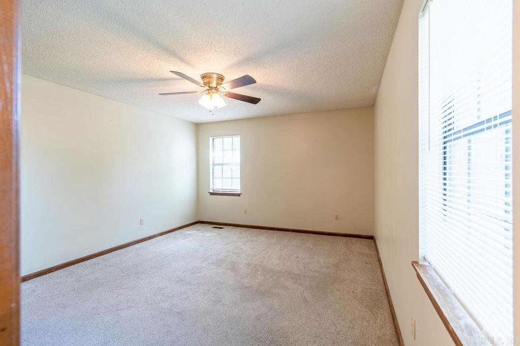 LAKESHORE HEIGHTS - Residential