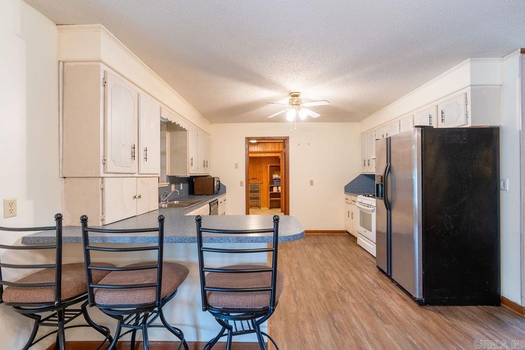 LAKESHORE HEIGHTS - Residential