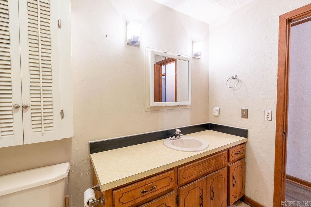 LAKESHORE HEIGHTS - Residential