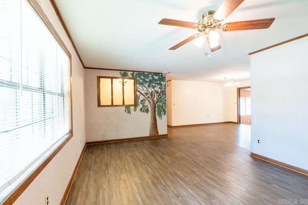 LAKESHORE HEIGHTS - Residential