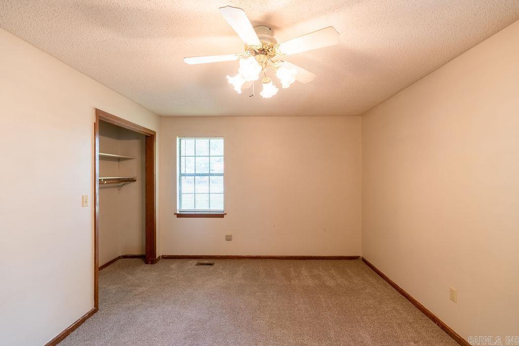 LAKESHORE HEIGHTS - Residential