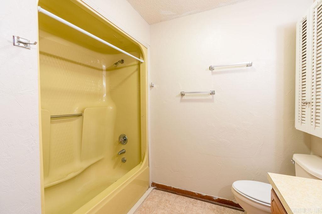 LAKESHORE HEIGHTS - Residential