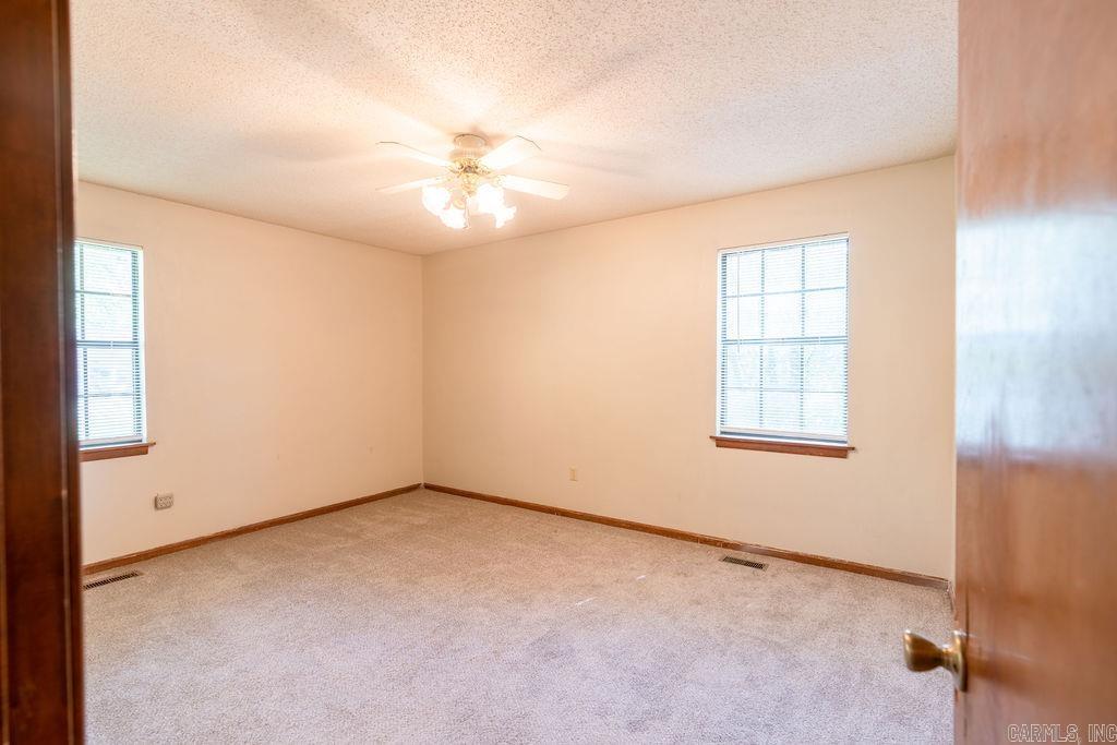 LAKESHORE HEIGHTS - Residential