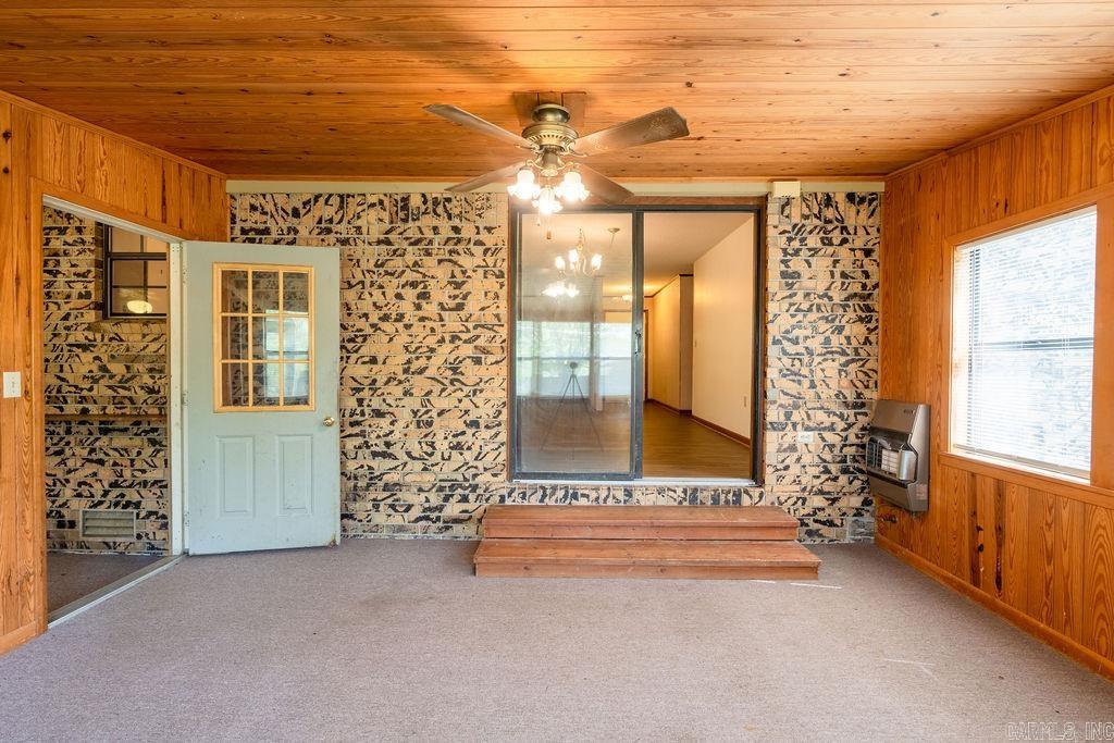 LAKESHORE HEIGHTS - Residential