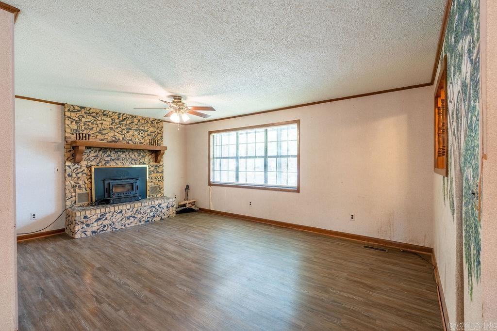 LAKESHORE HEIGHTS - Residential