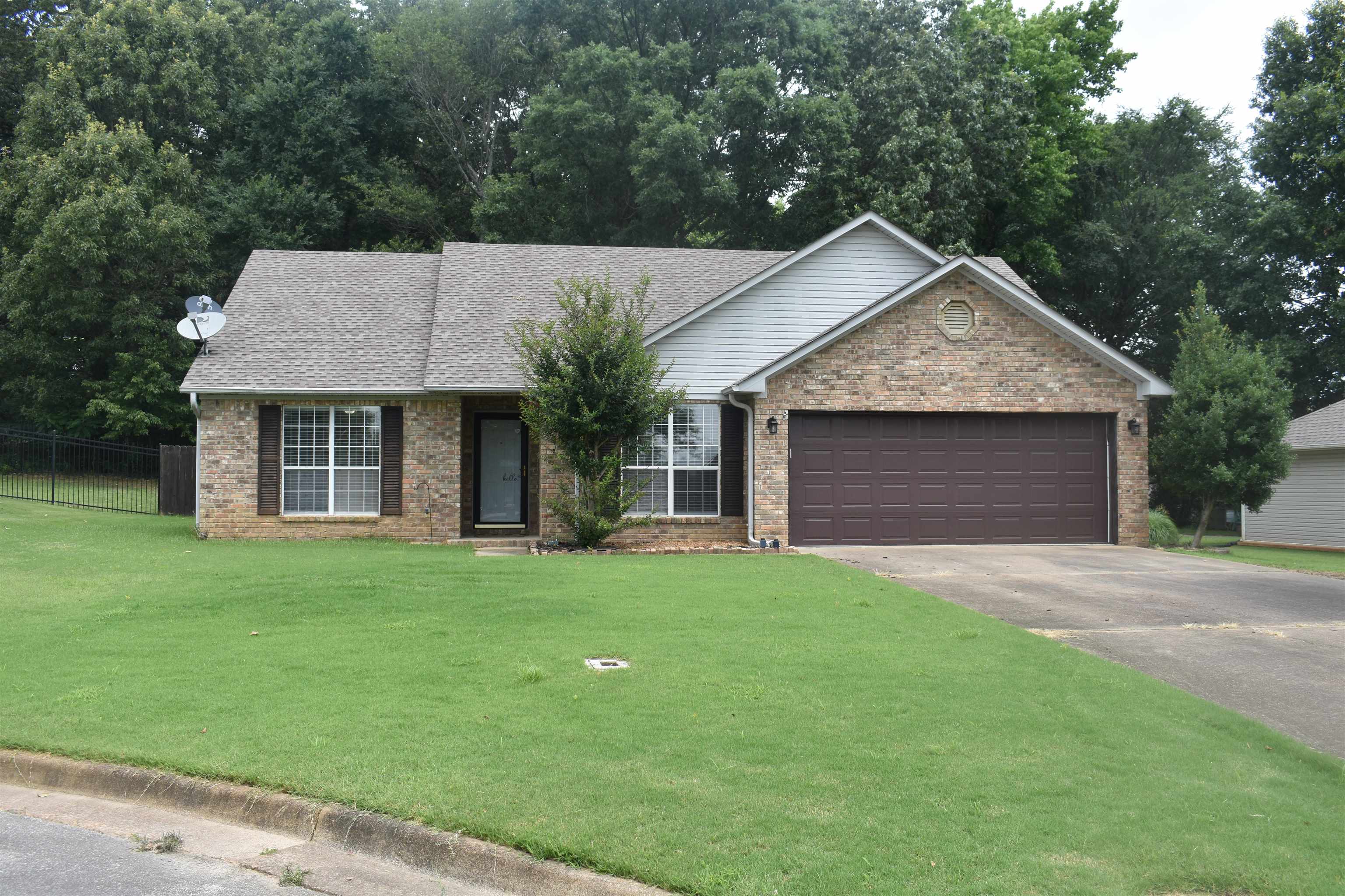 Move in ready 3 bedroom 2 bath home with a 2 car garage. Vaulted ceiling in living room. Ceramic tile throught out the home. Wood privacy fenced in back yard contains an outbuilding. A tornado safe shelter in the garage.