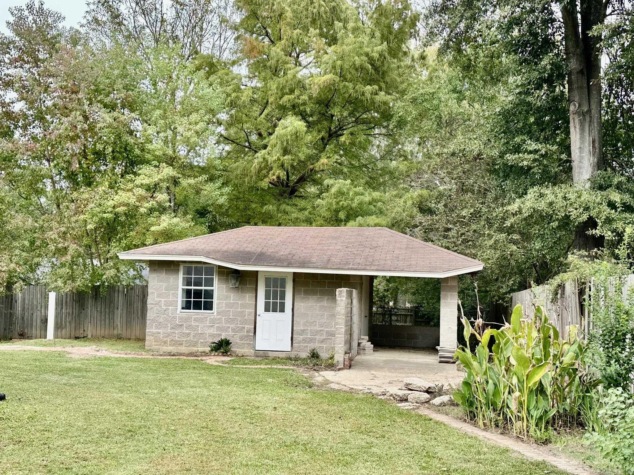 HAMBURG UNPLATTED - Residential