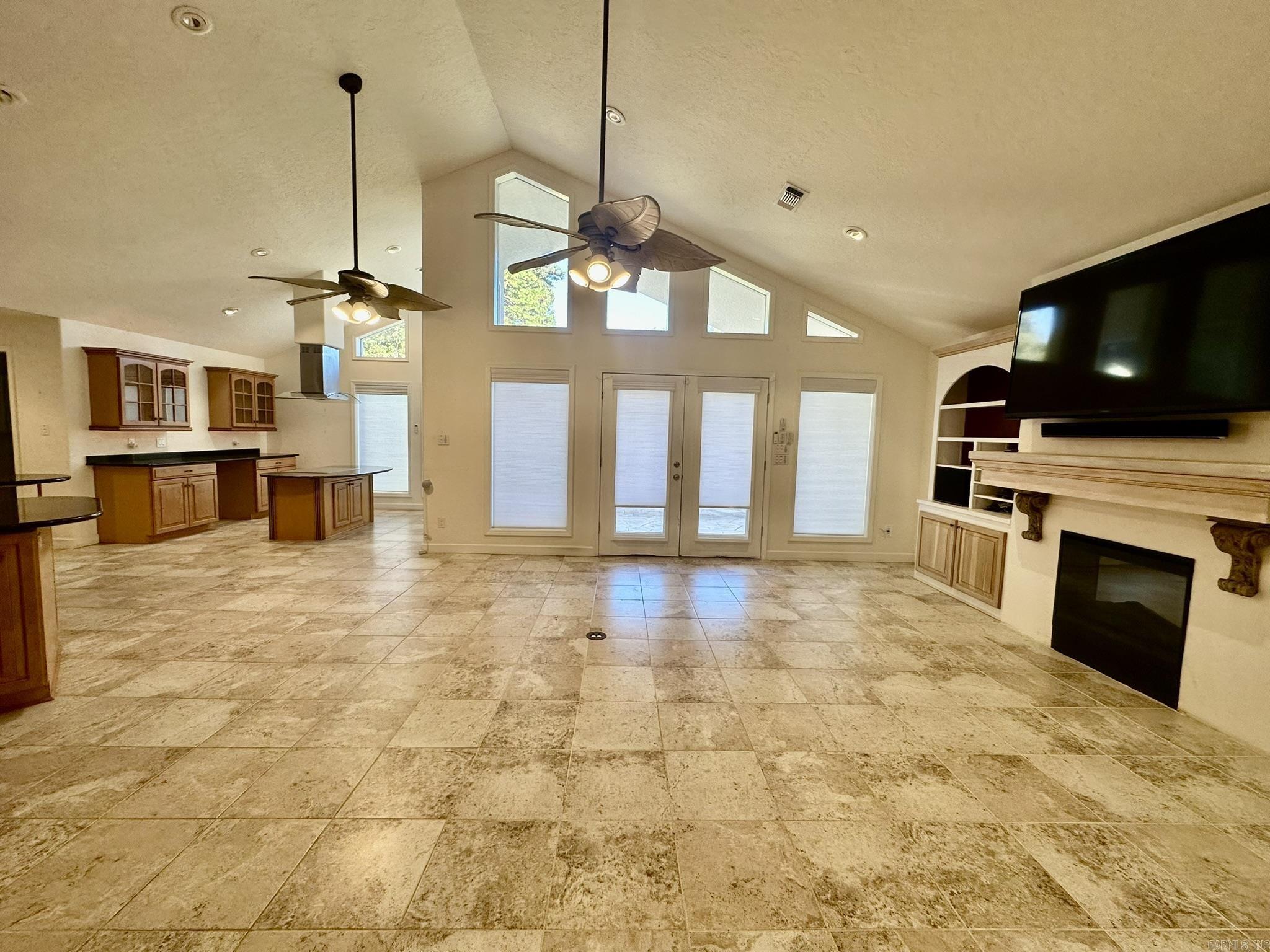 HAMBURG UNPLATTED - Residential