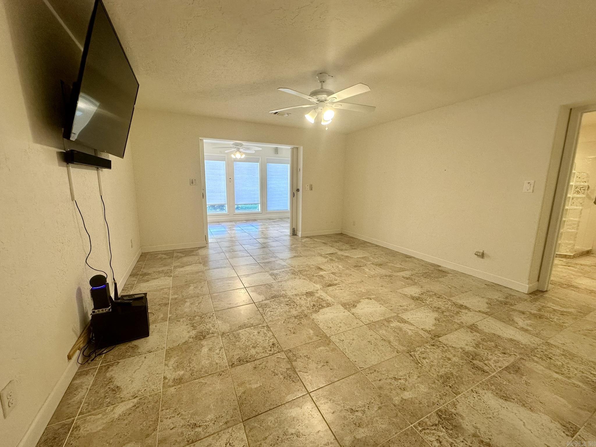 HAMBURG UNPLATTED - Residential