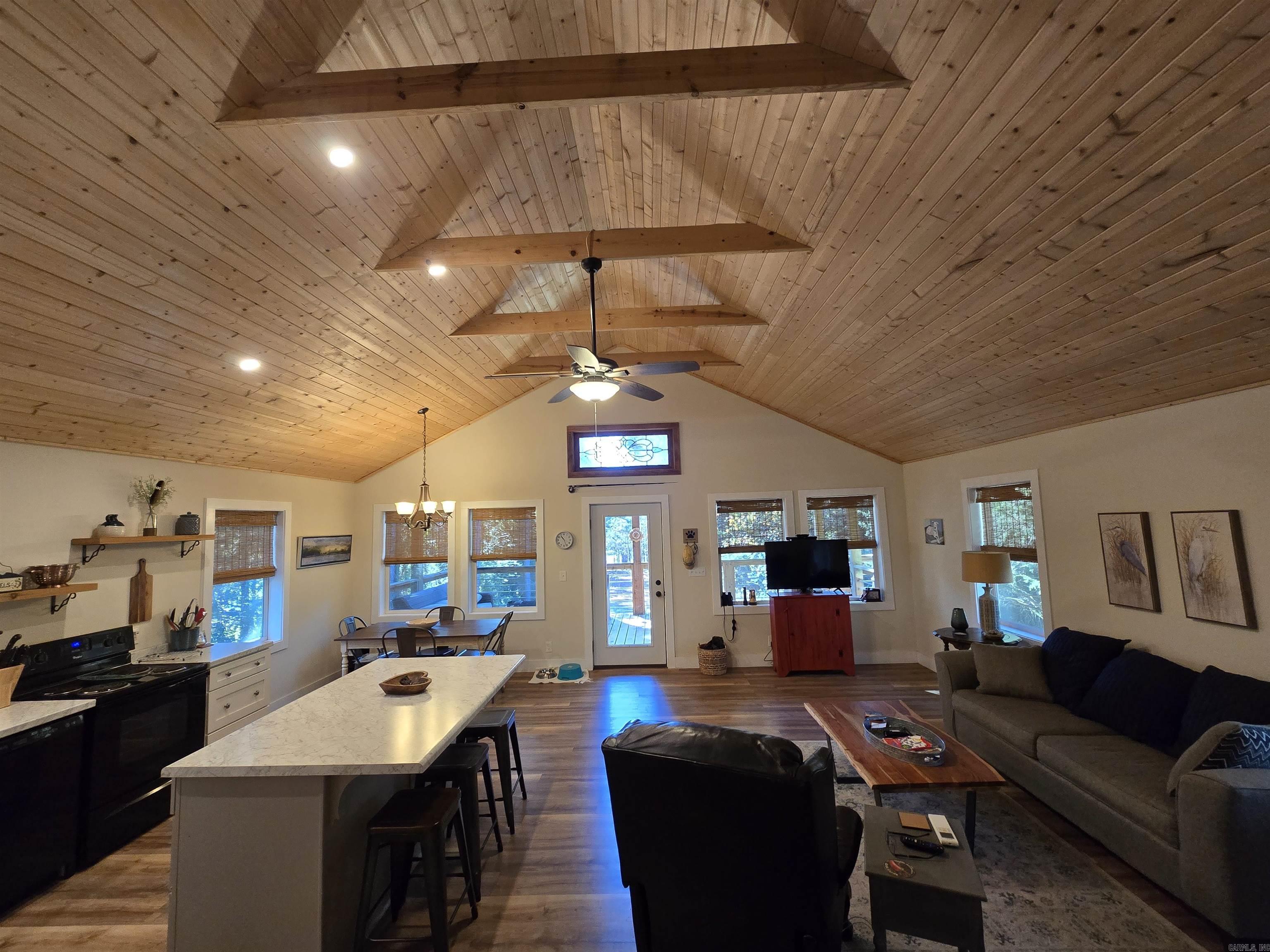 Mills Point - Lake - Residential