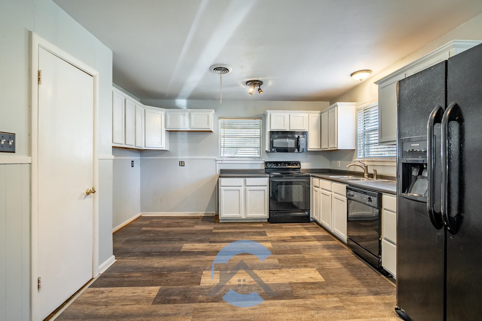 West Markham Street - Residential Lease