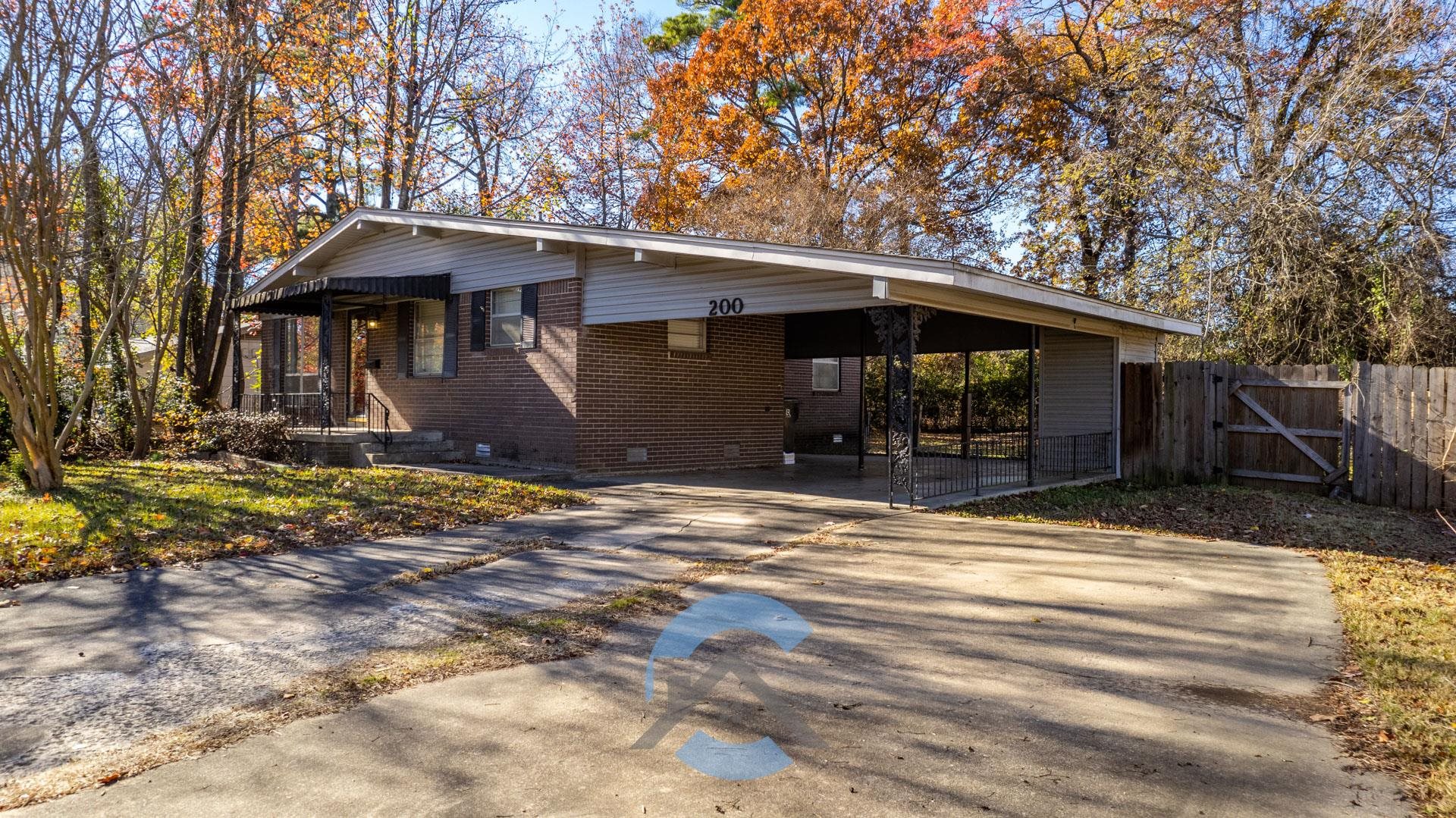 West Markham Street - Residential Lease