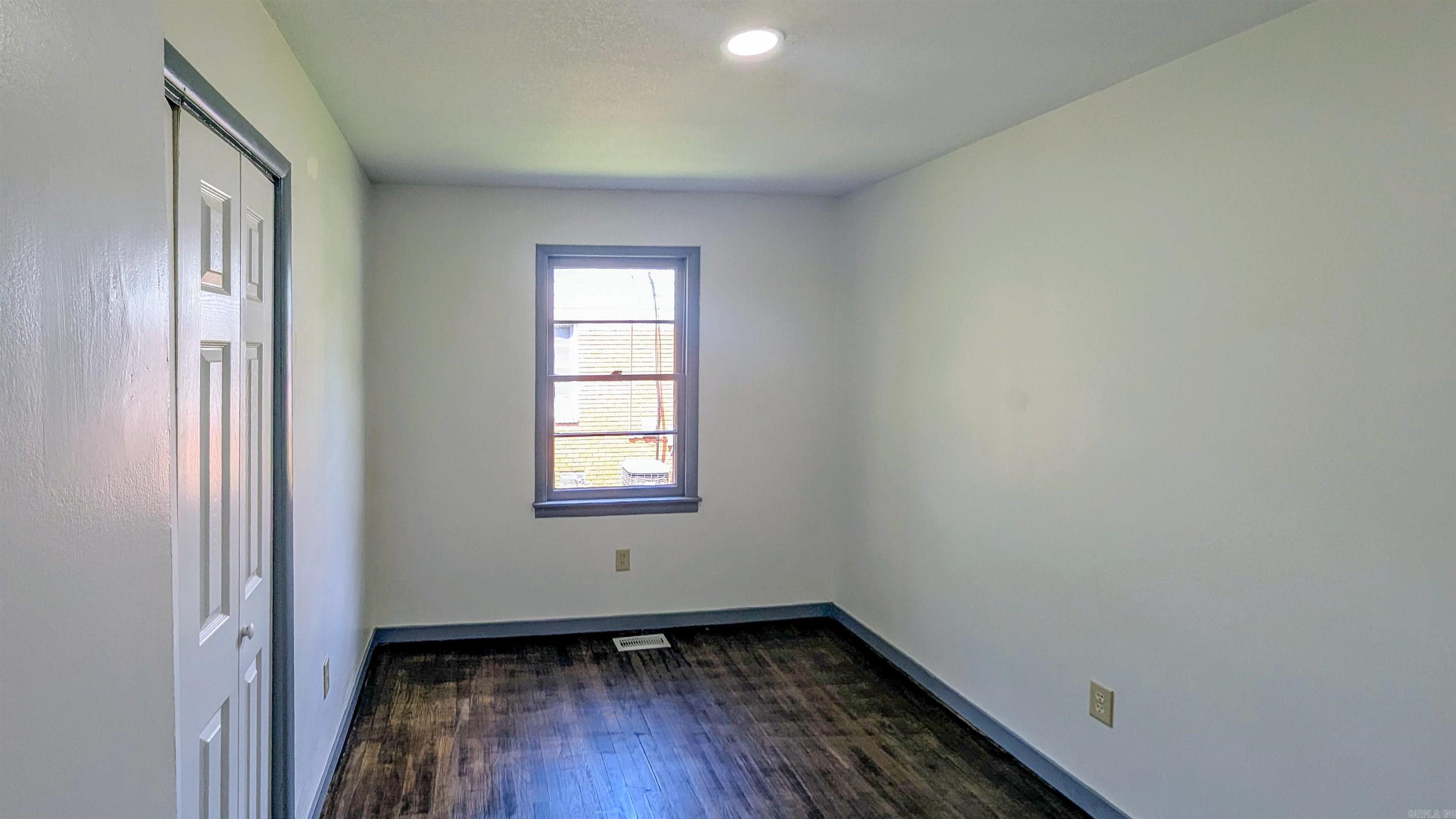 Hollingsworth - Residential