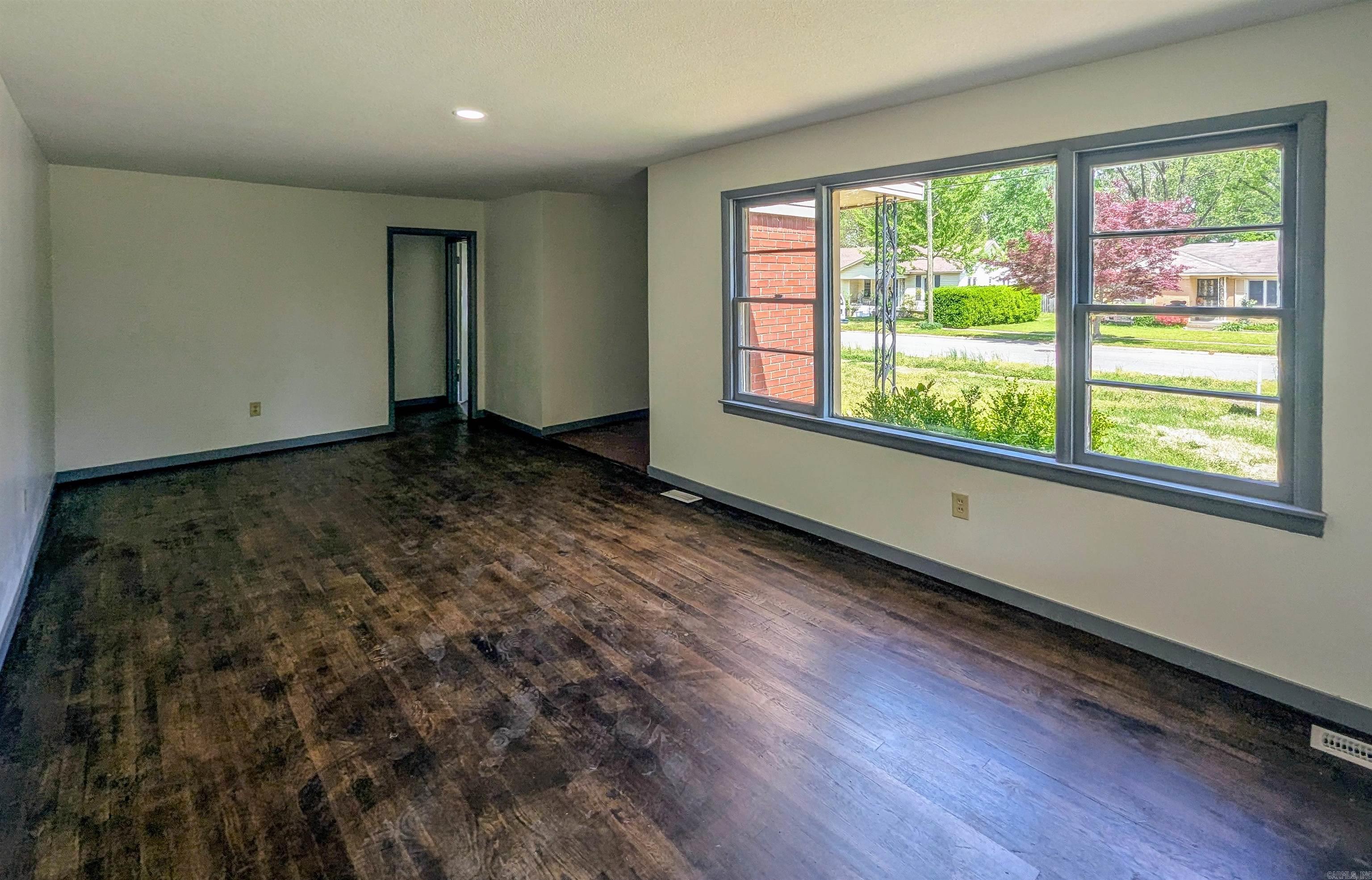 Hollingsworth - Residential