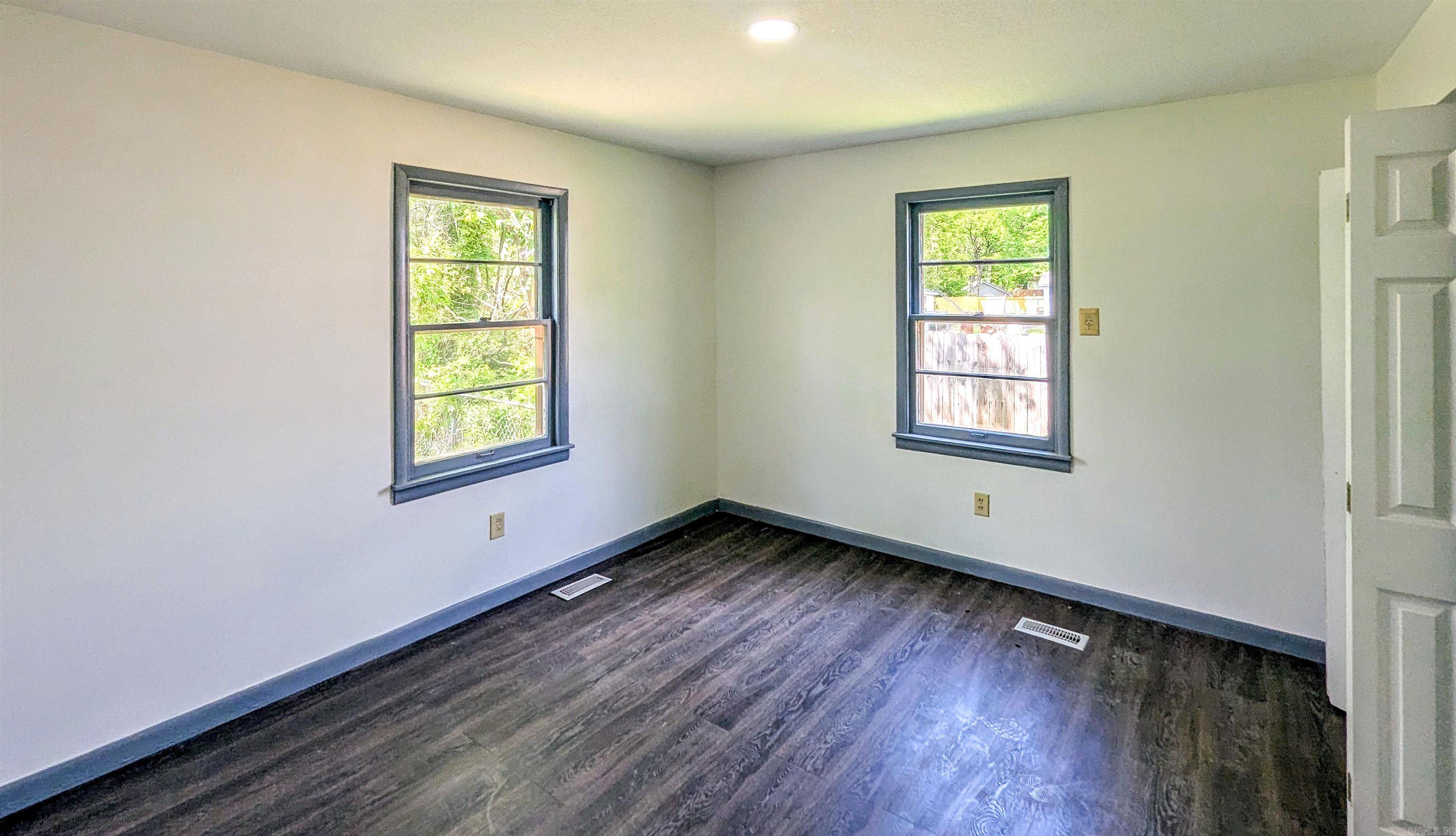 Hollingsworth - Residential