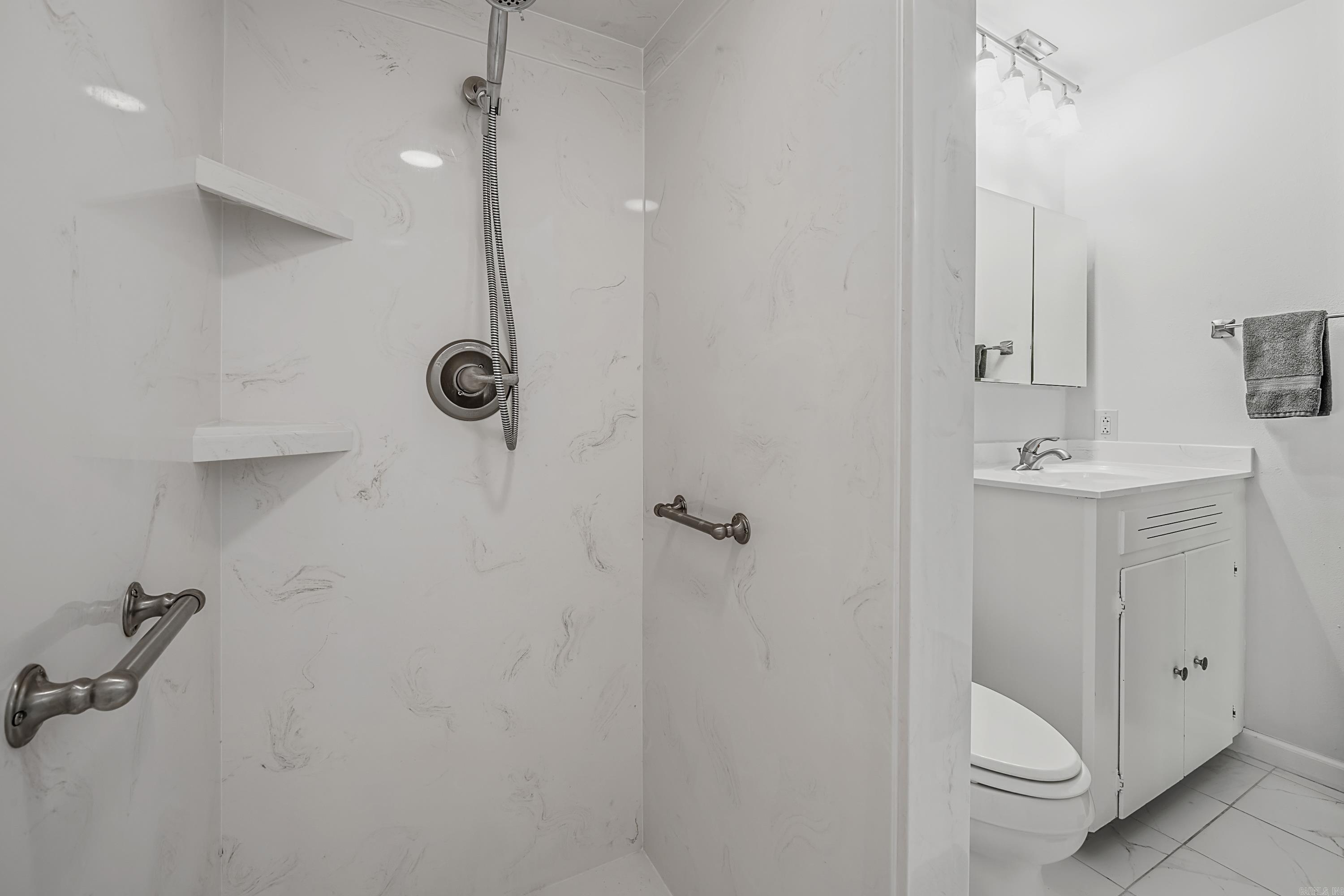 COUNTRY CLUB PARK - Residential