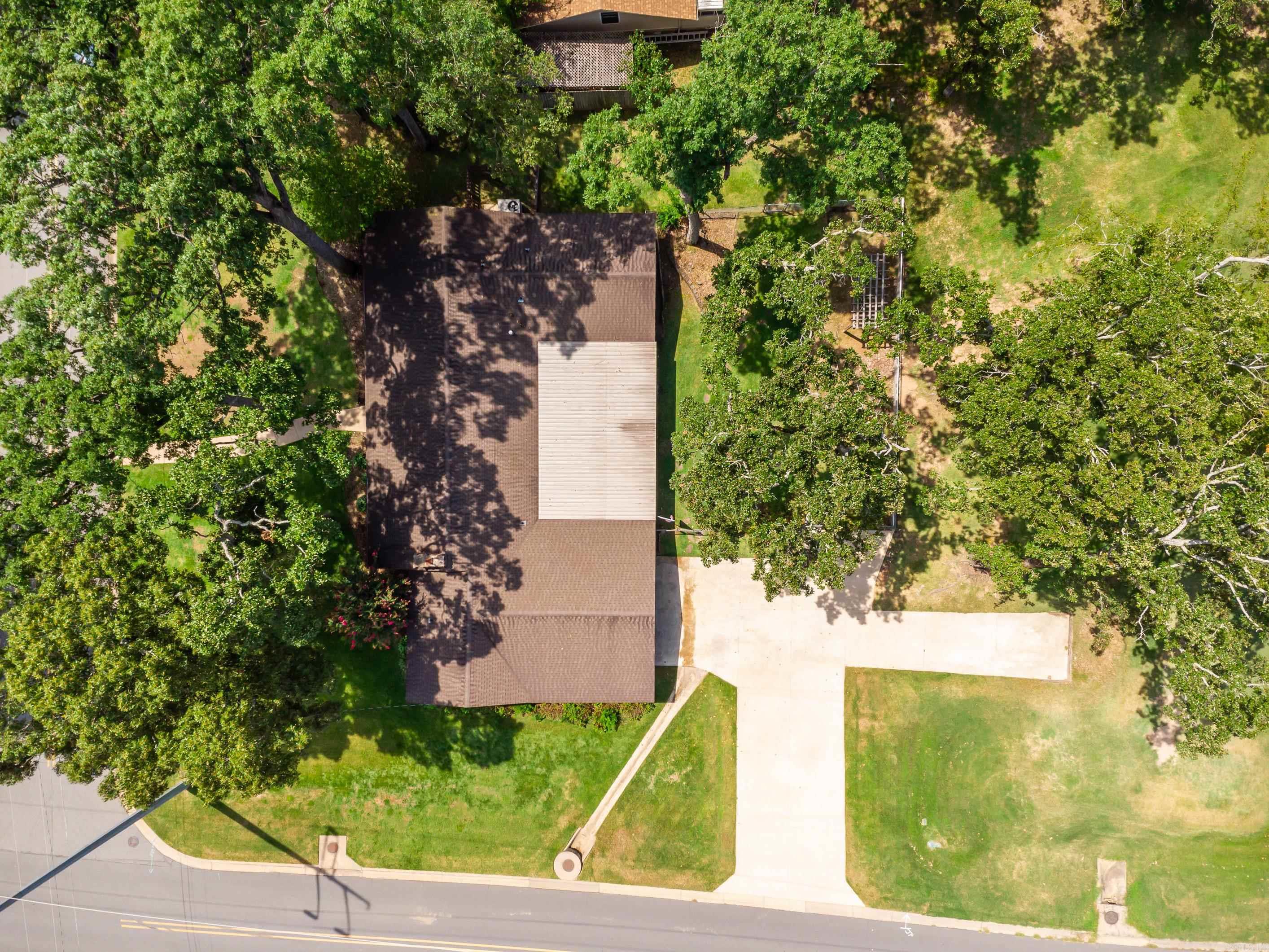 COUNTRY CLUB PARK - Residential