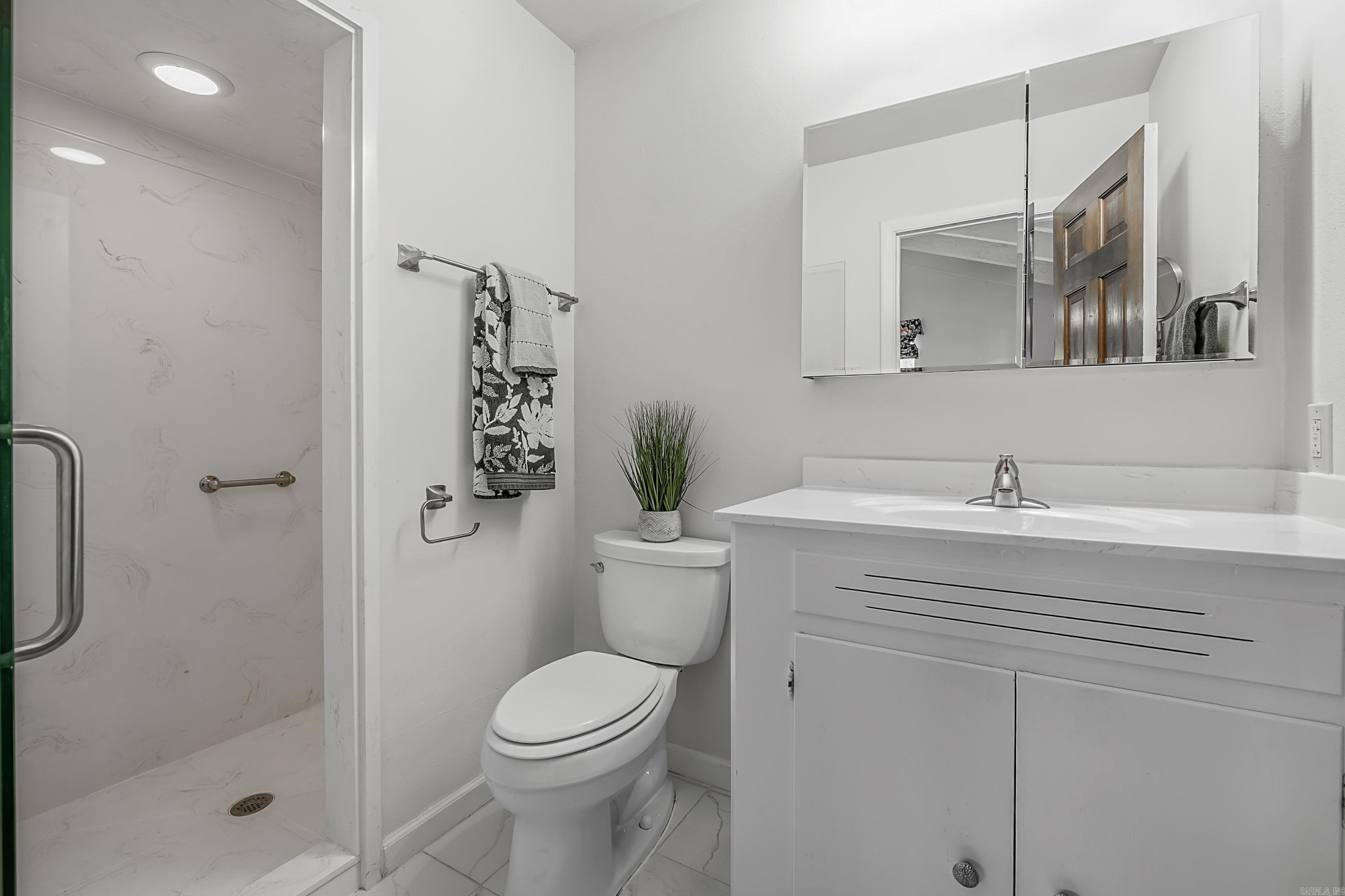 COUNTRY CLUB PARK - Residential