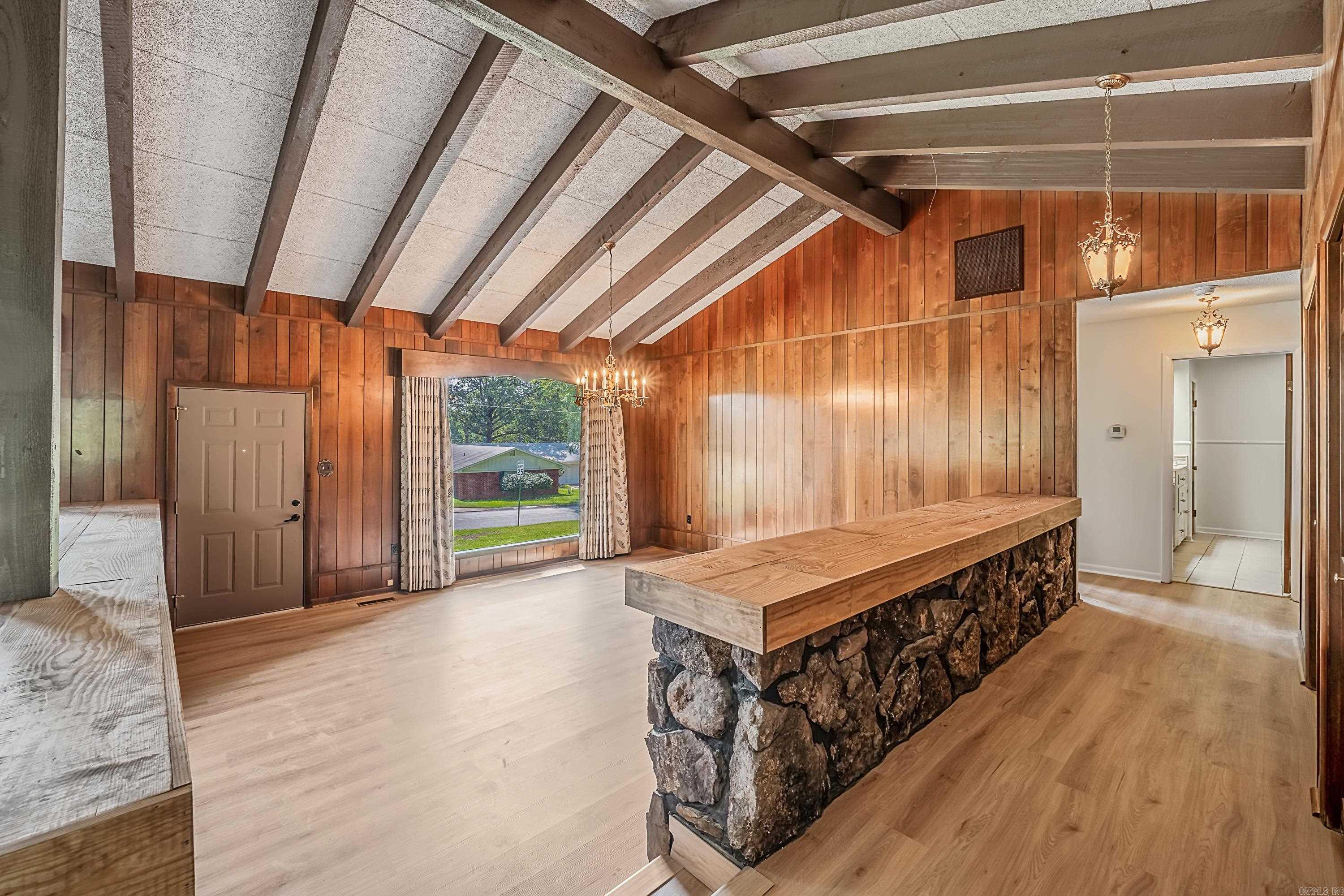 COUNTRY CLUB PARK - Residential