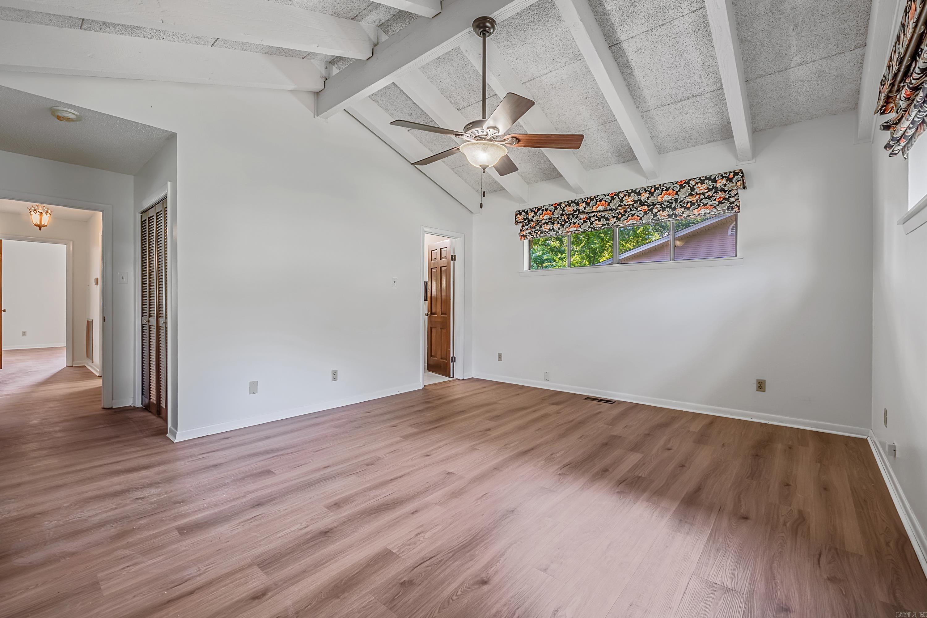 COUNTRY CLUB PARK - Residential