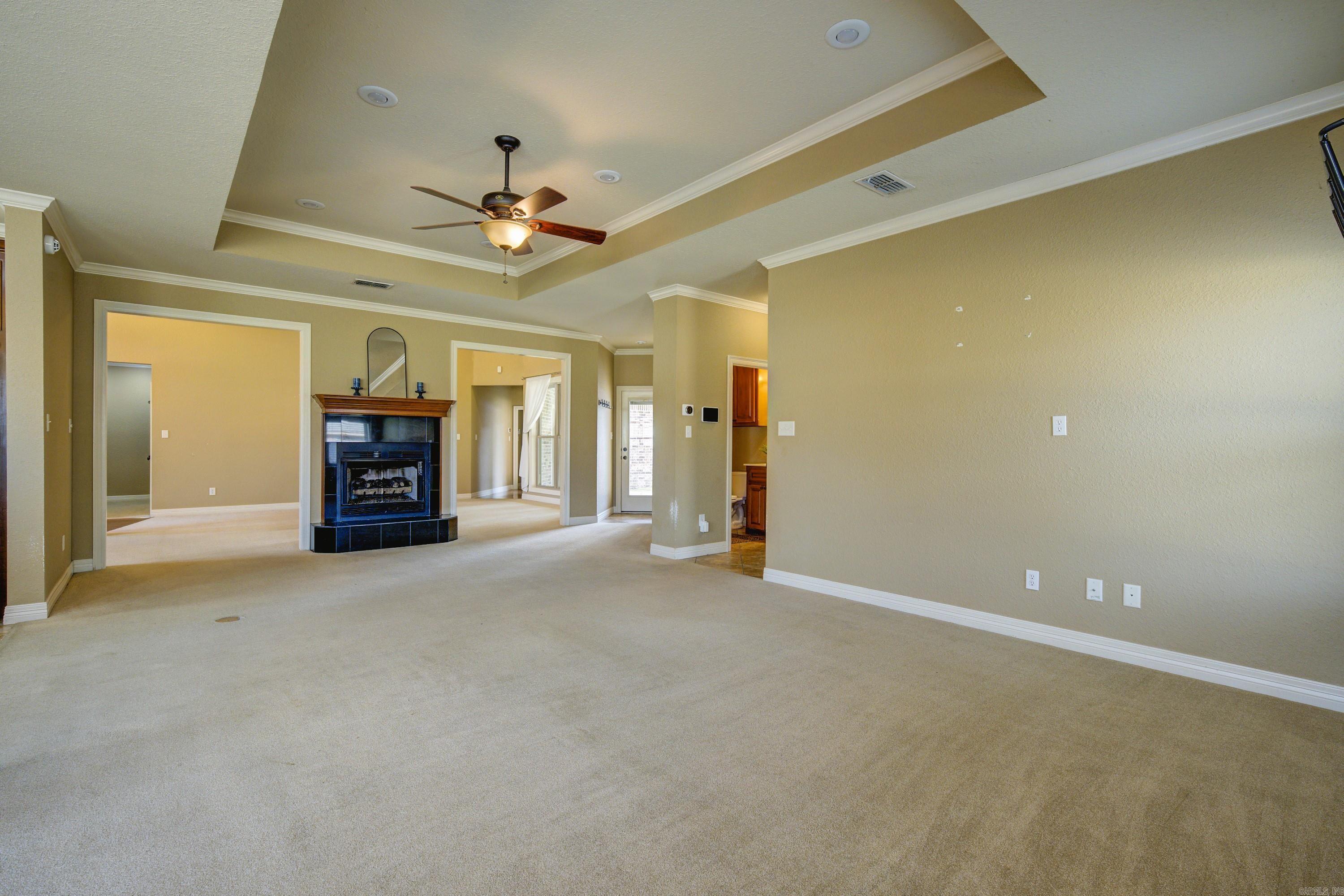 COUNTRY HILLS SUBD - Residential