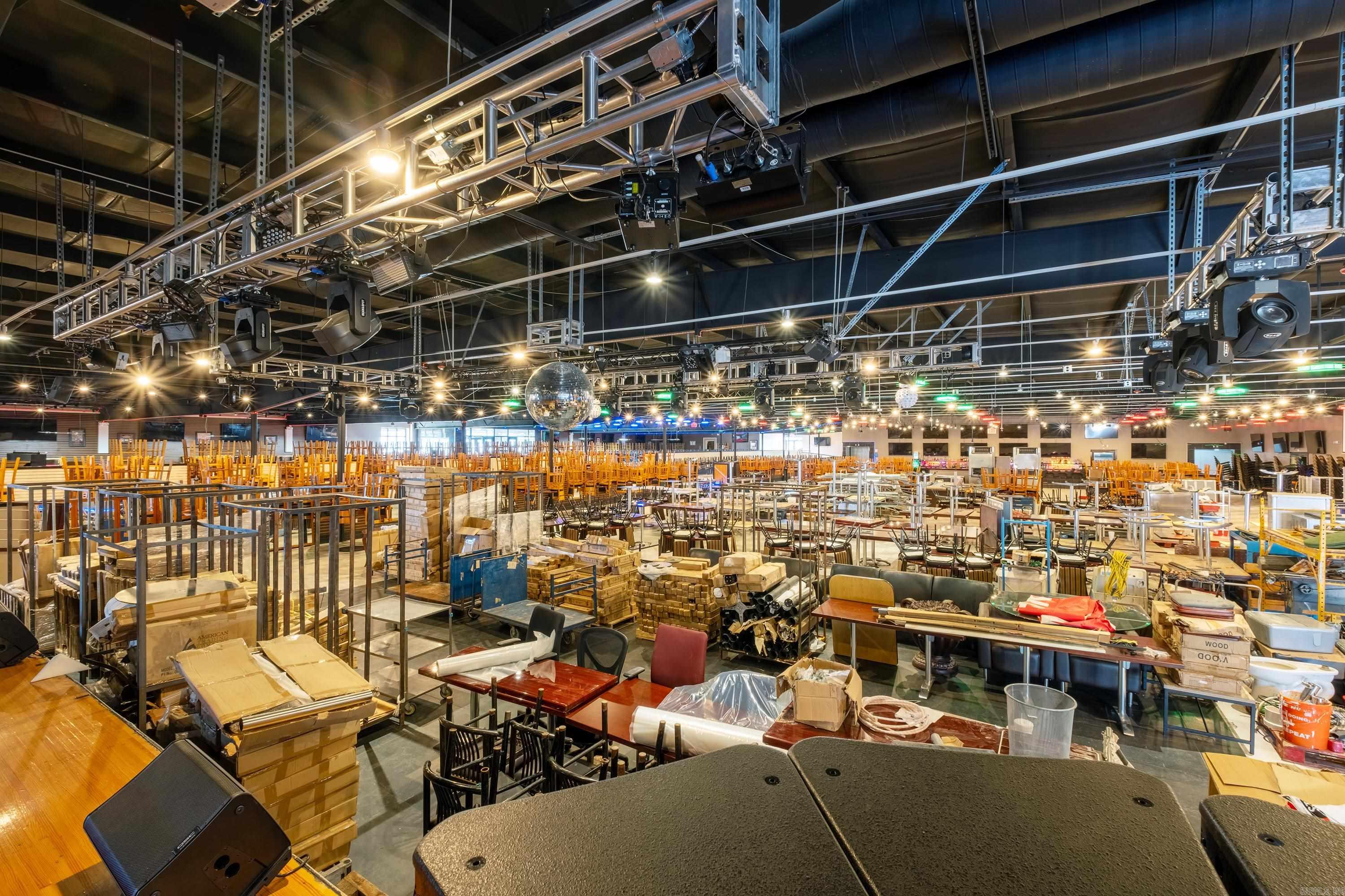 Metes & Bounds - Commercial Sale