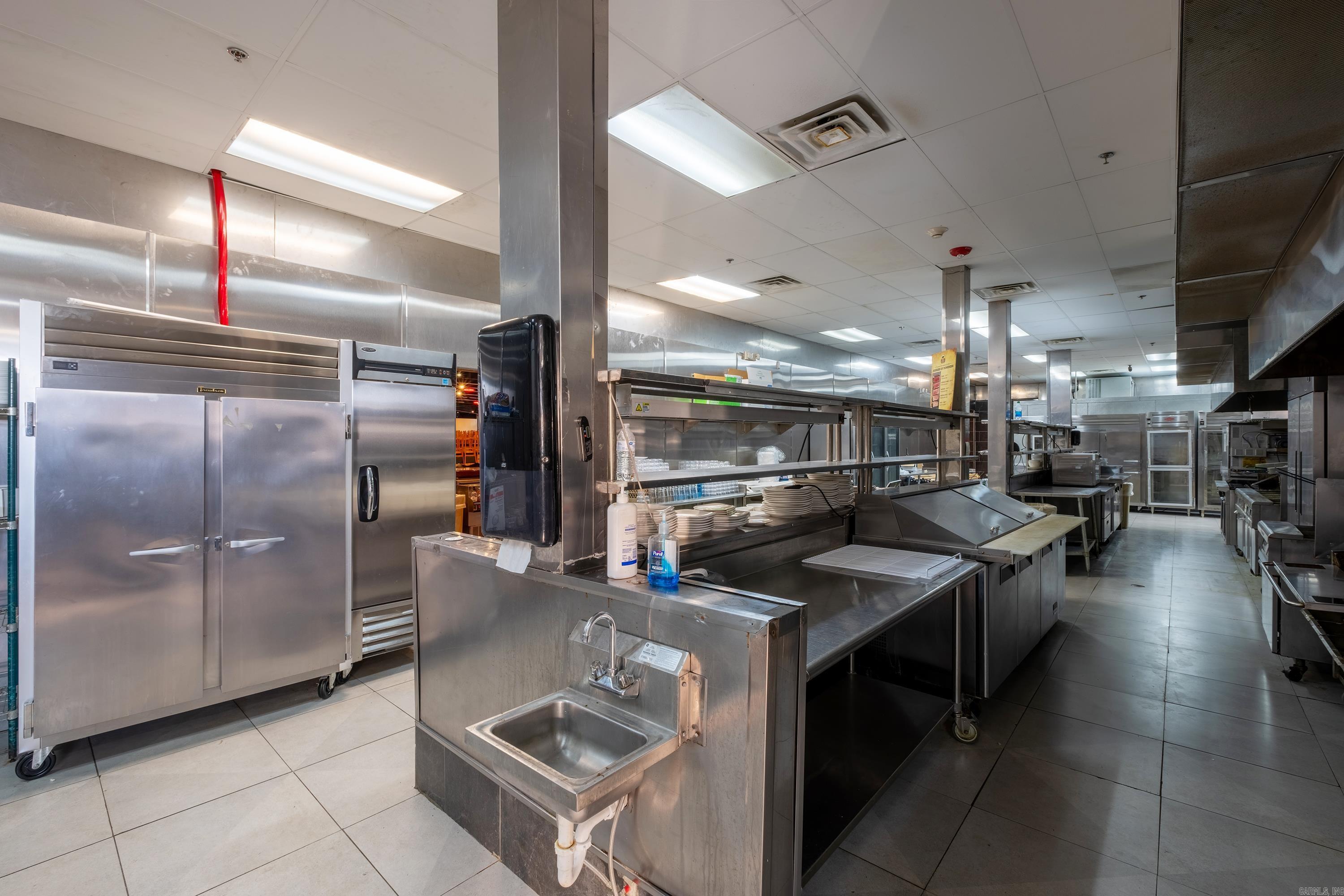 Metes & Bounds - Commercial Sale