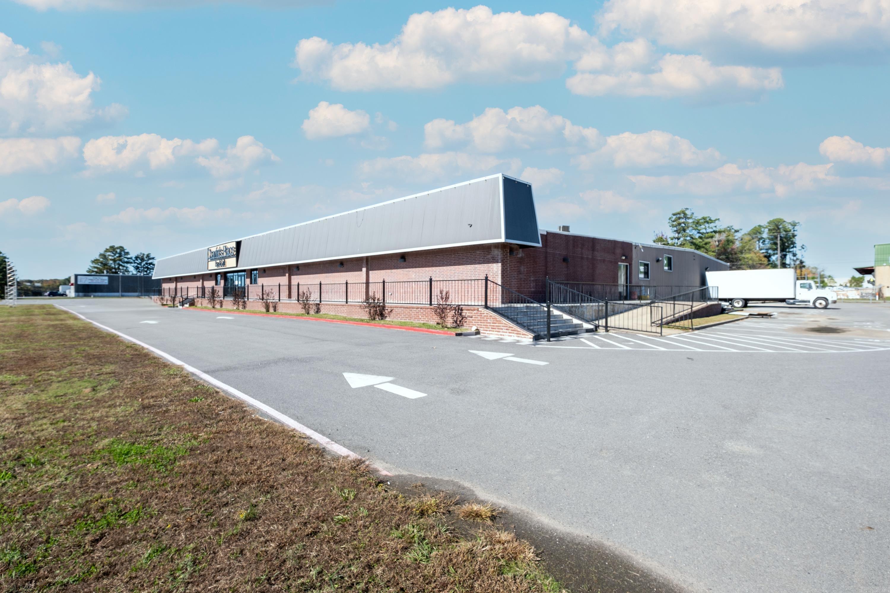 Metes & Bounds - Commercial Sale