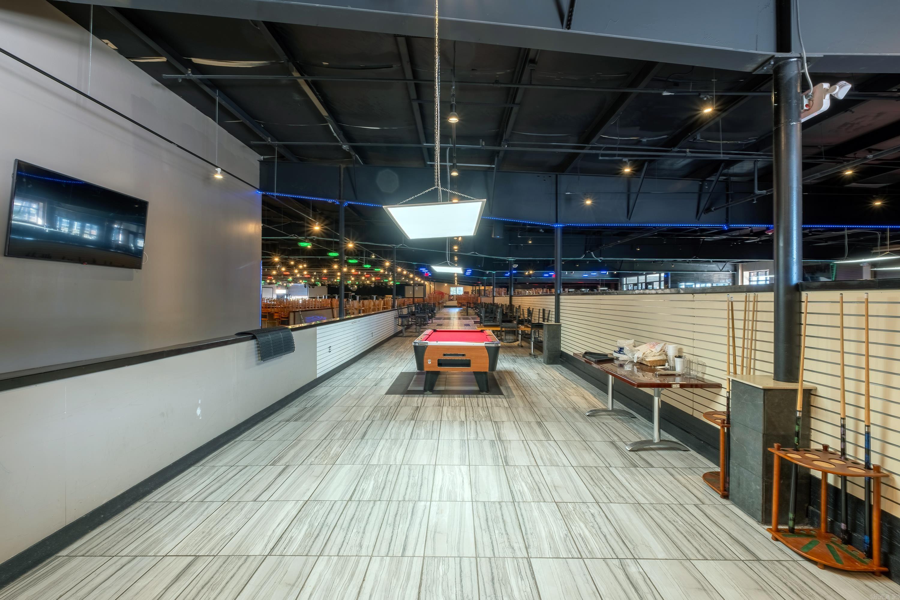 Metes & Bounds - Commercial Sale