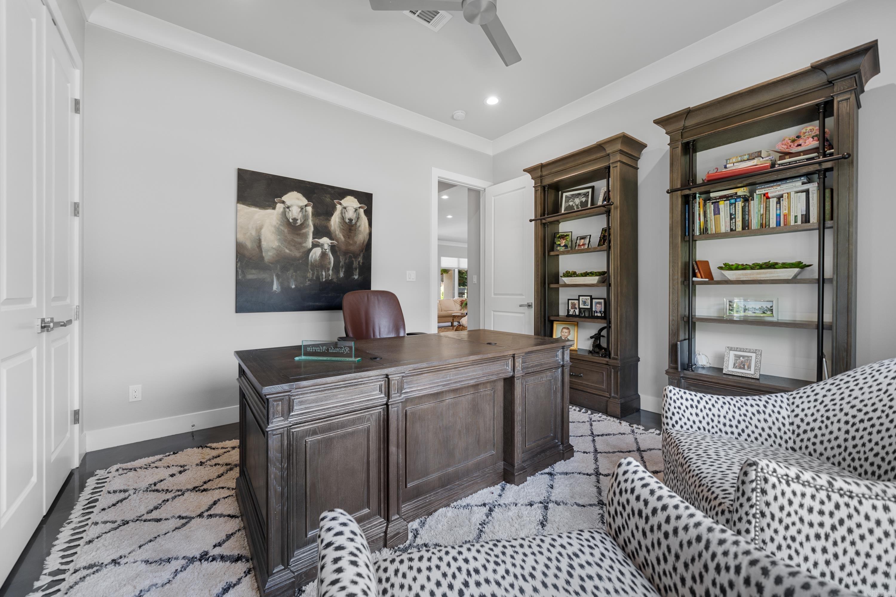 HUNTERS COVE - Residential