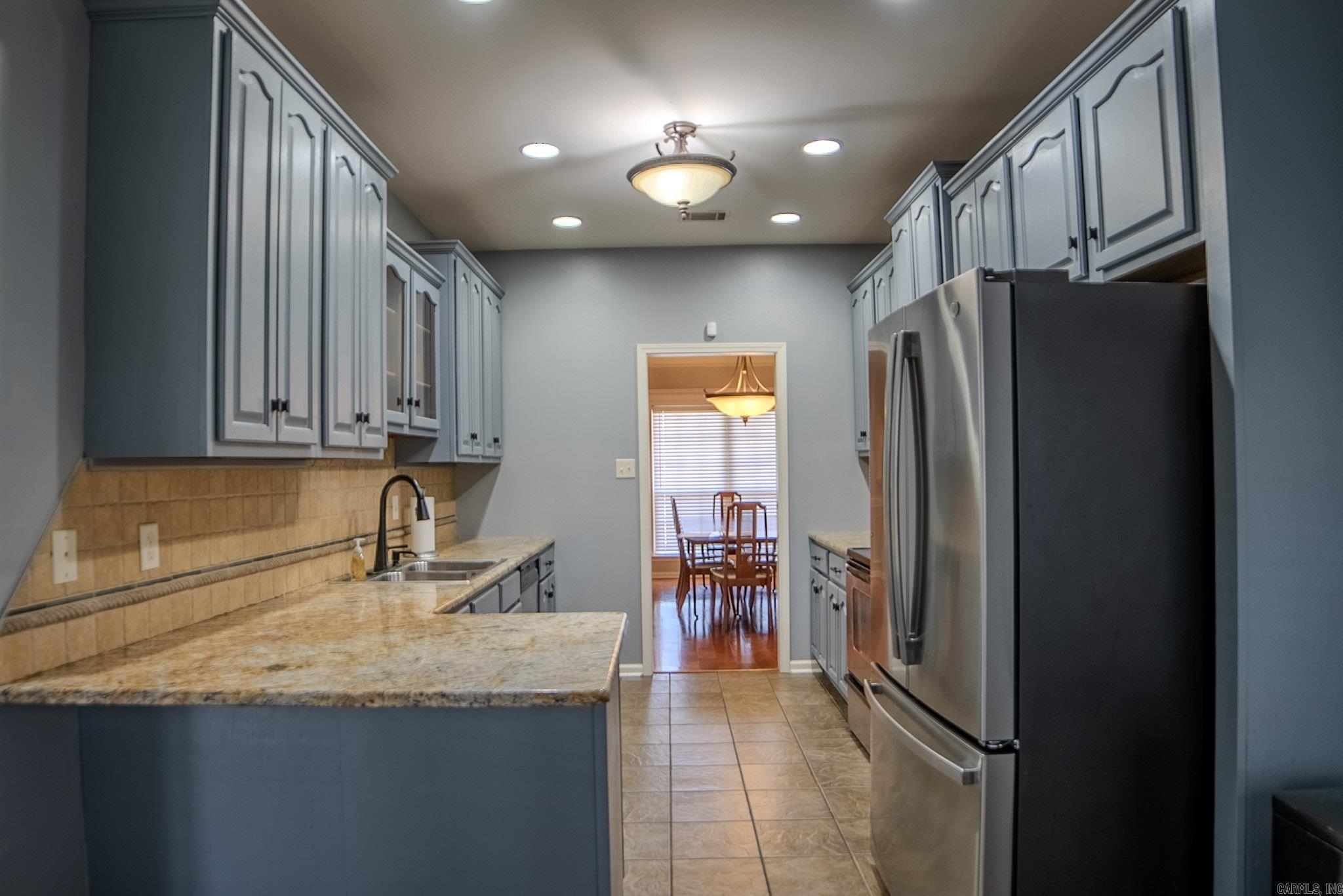 ANDRES PLACE - Residential