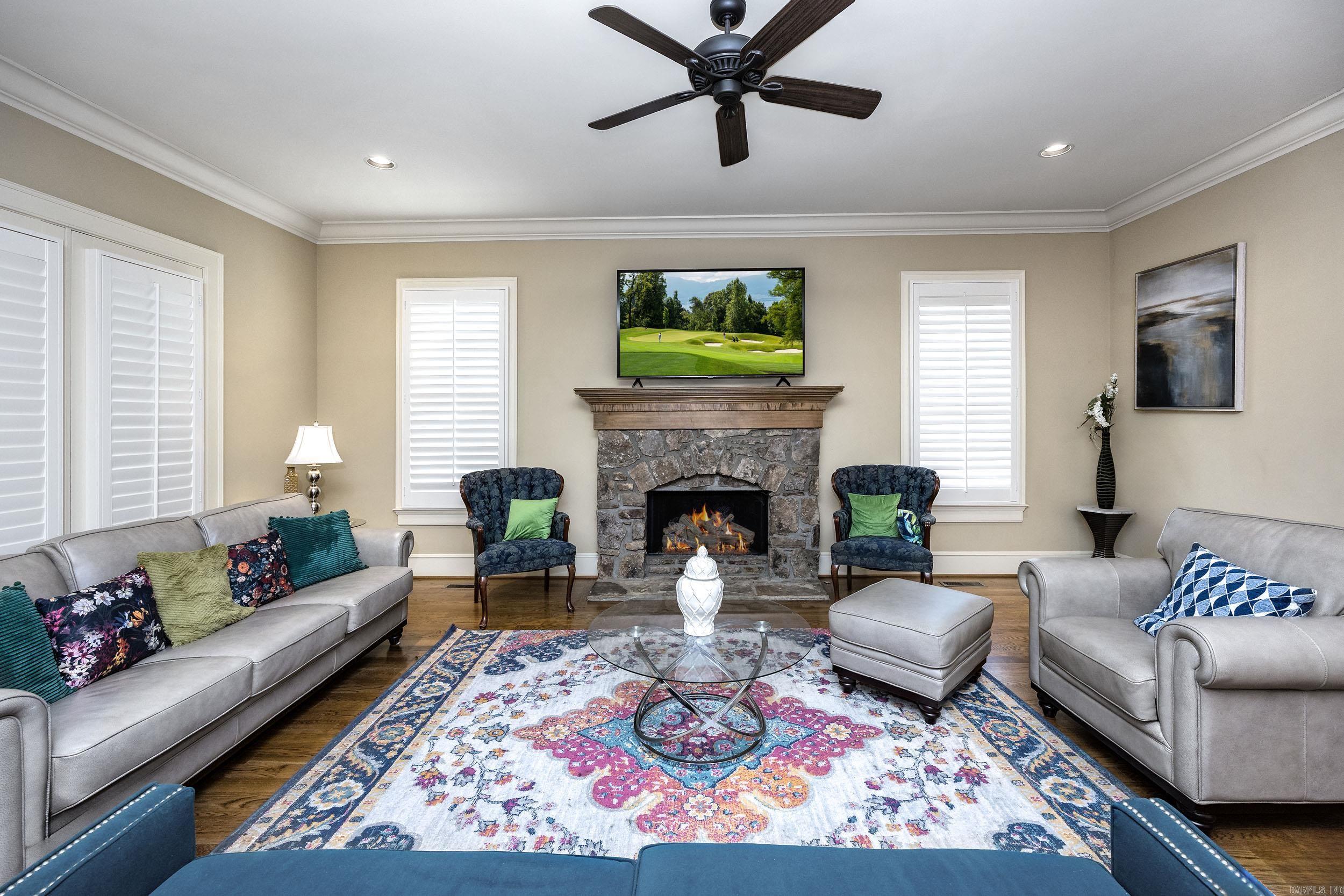 CHENAL VALLEY DEAUVILLE PLACE - Residential