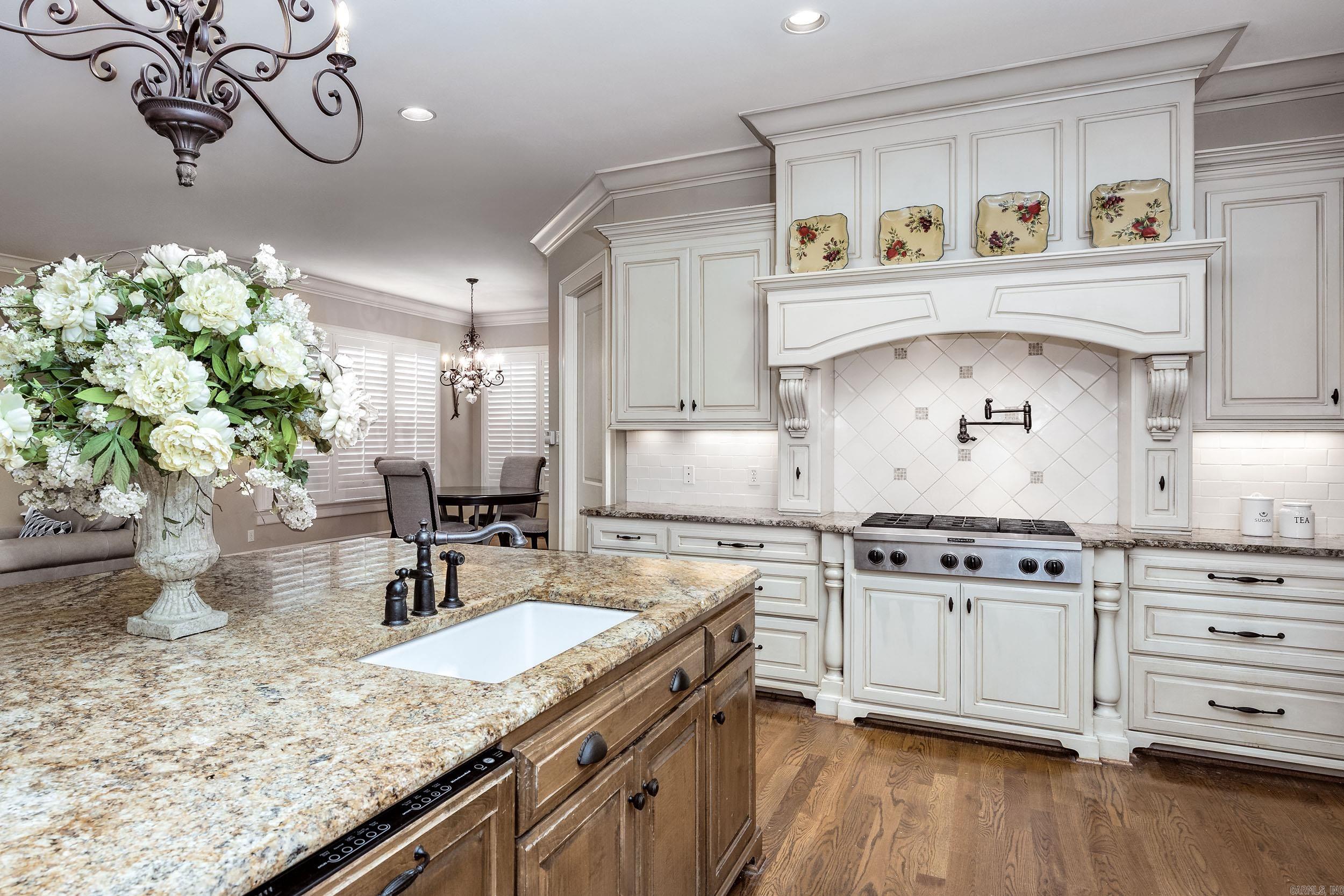 CHENAL VALLEY DEAUVILLE PLACE - Residential