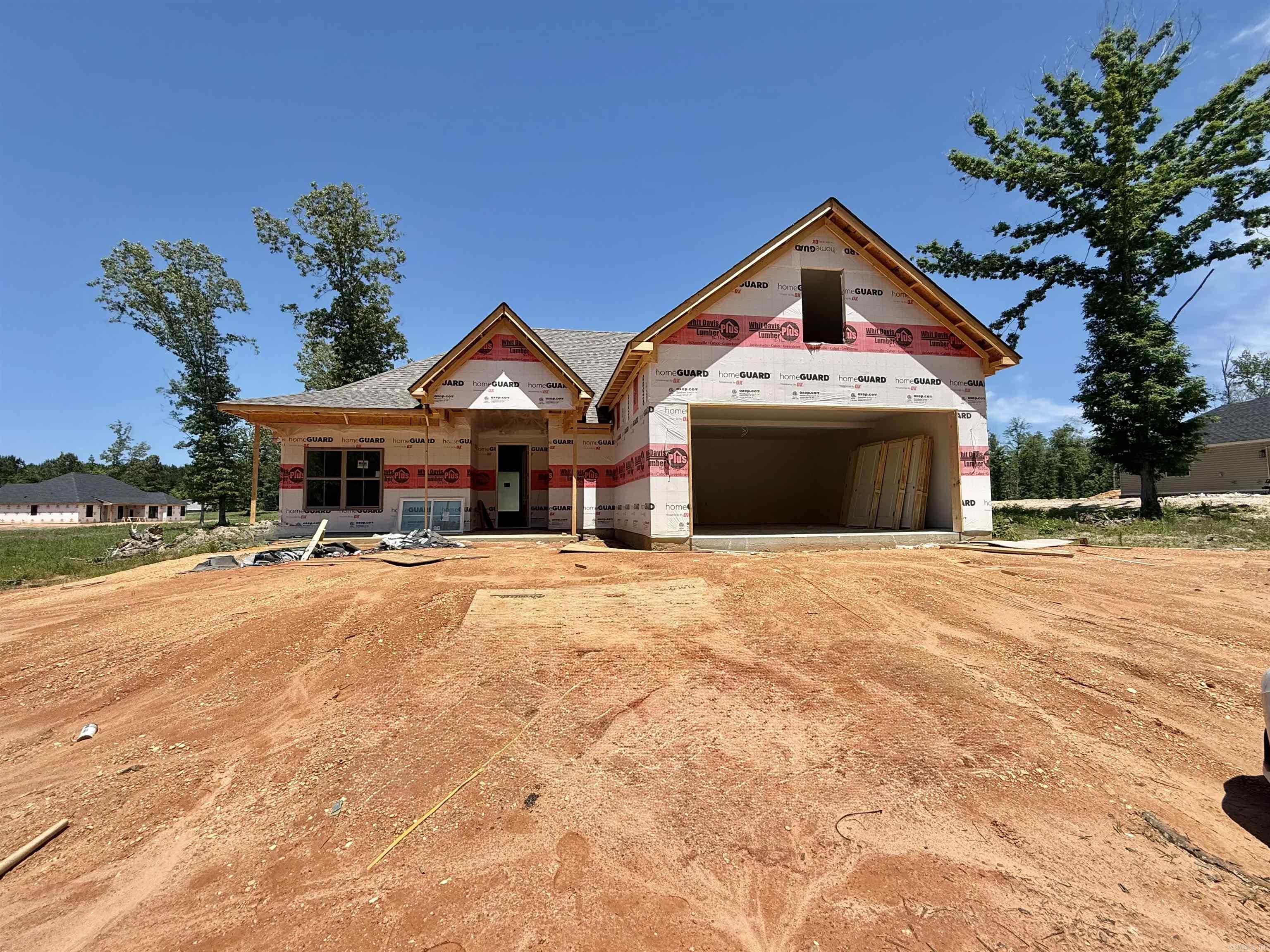 DETONTI PLACE PHASE I - Residential
