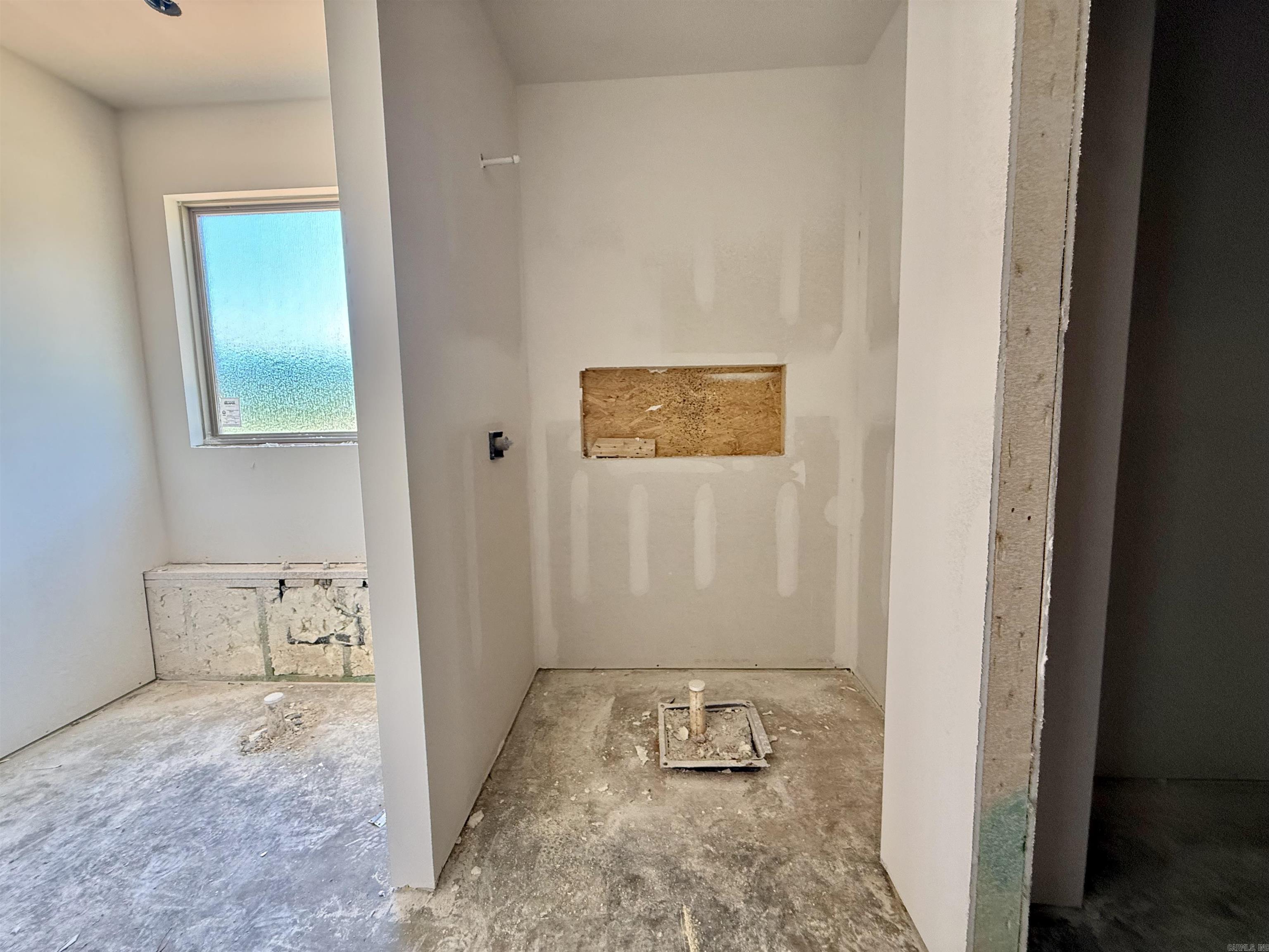 DETONTI PLACE PHASE I - Residential