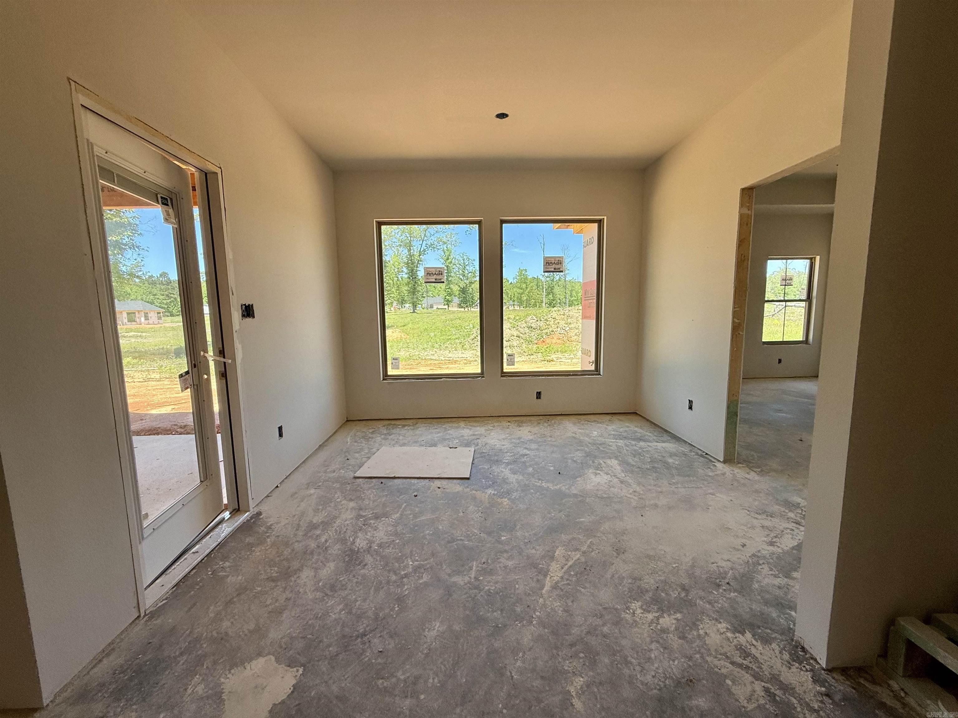 DETONTI PLACE PHASE I - Residential