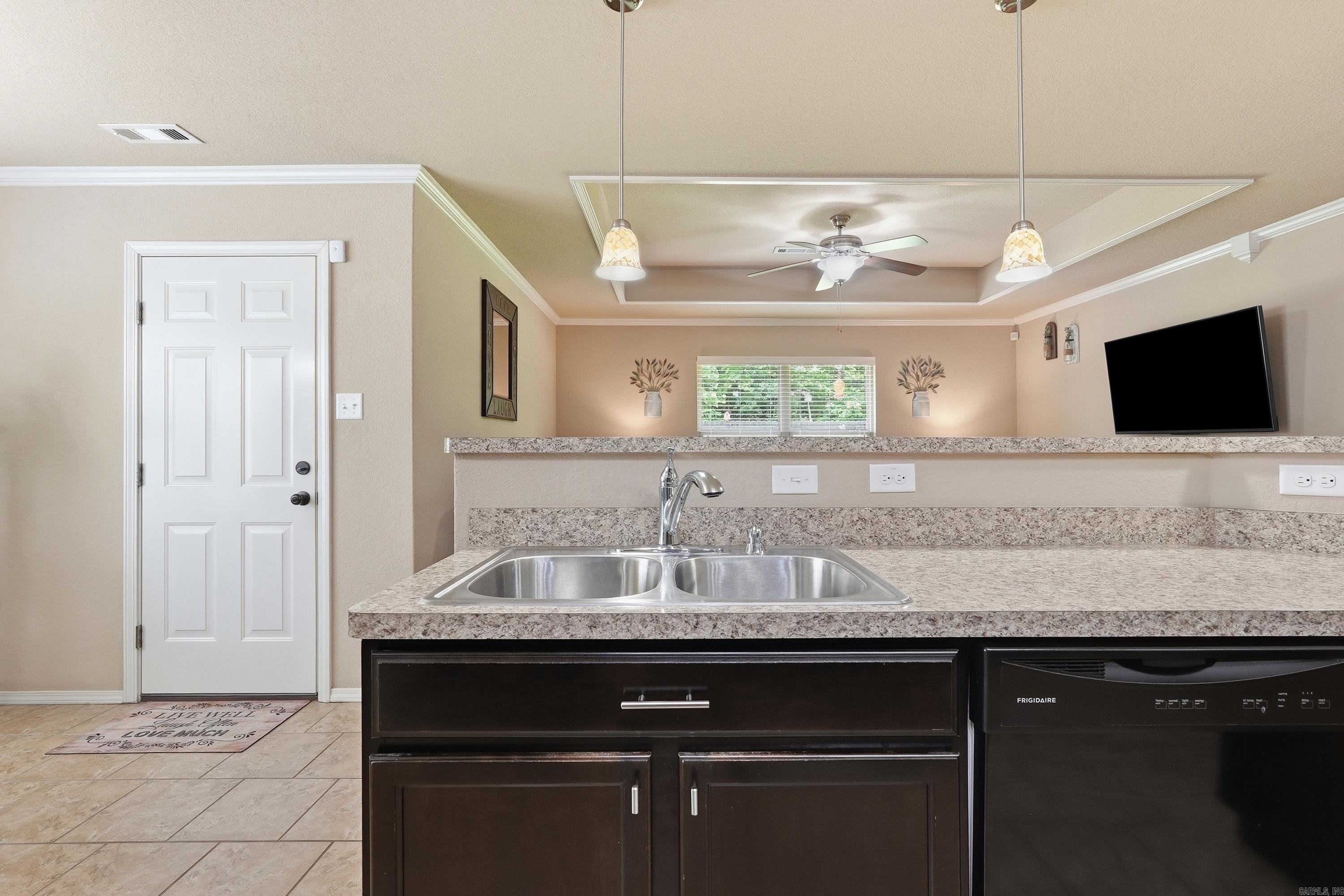 CHAPEL CREEK - Residential