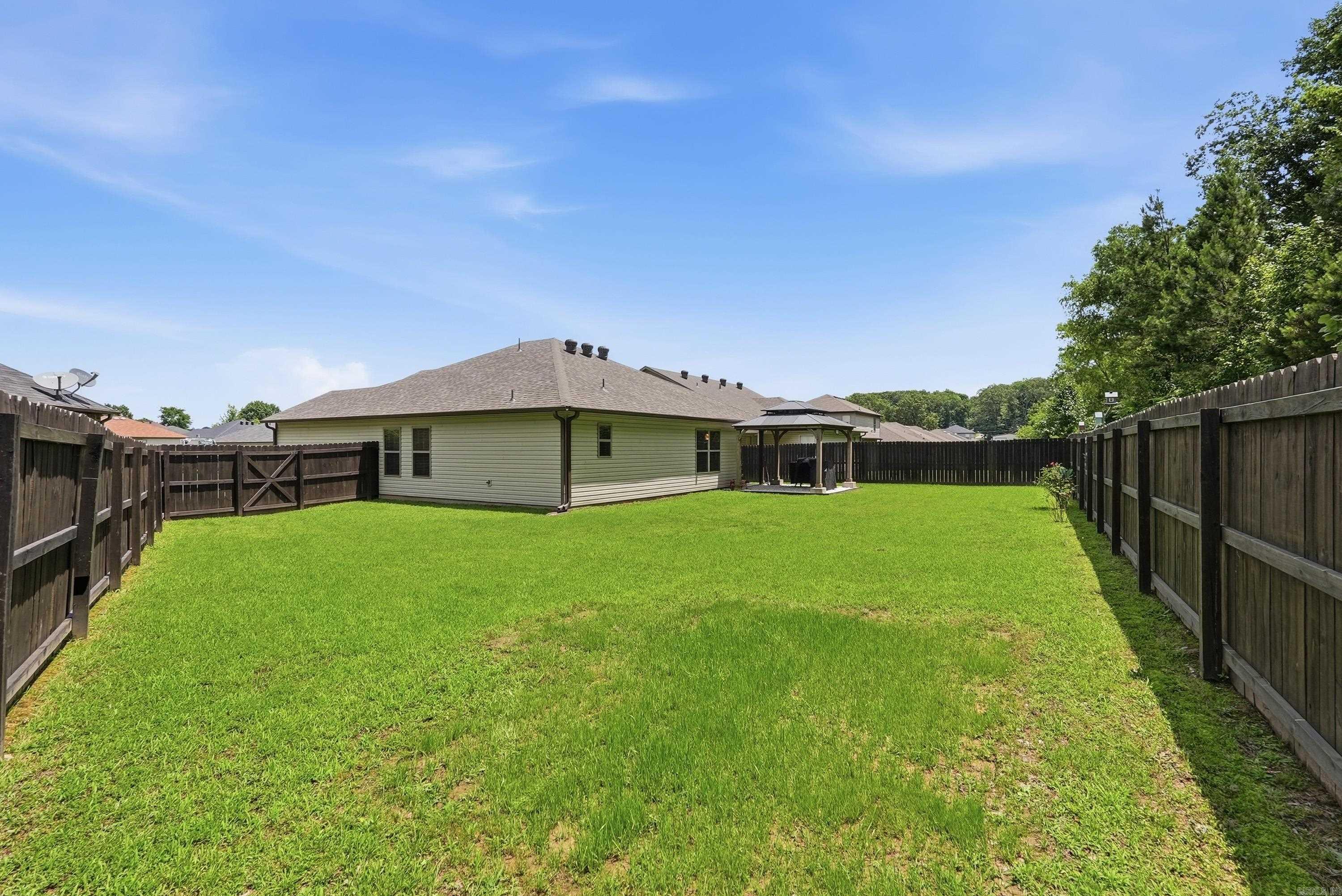 CHAPEL CREEK - Residential