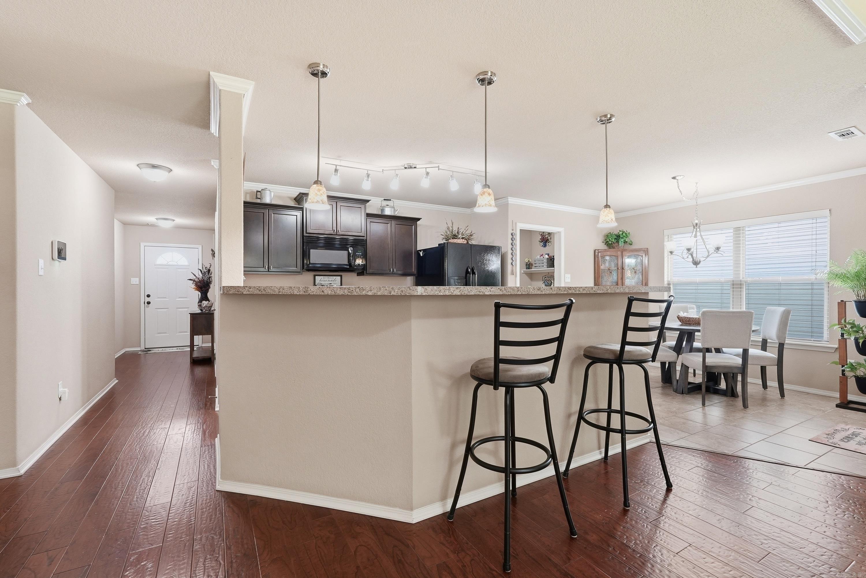 CHAPEL CREEK - Residential