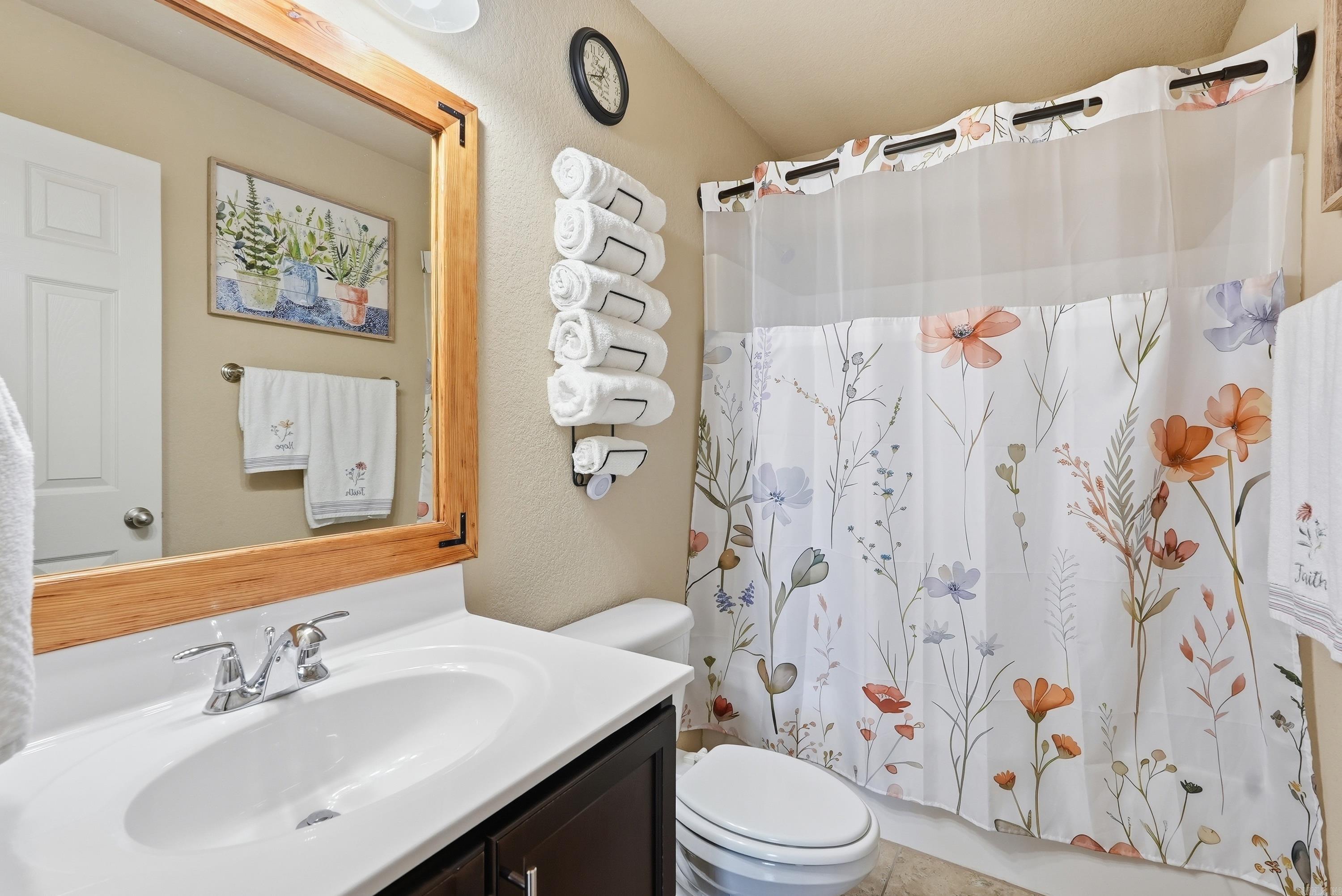 CHAPEL CREEK - Residential