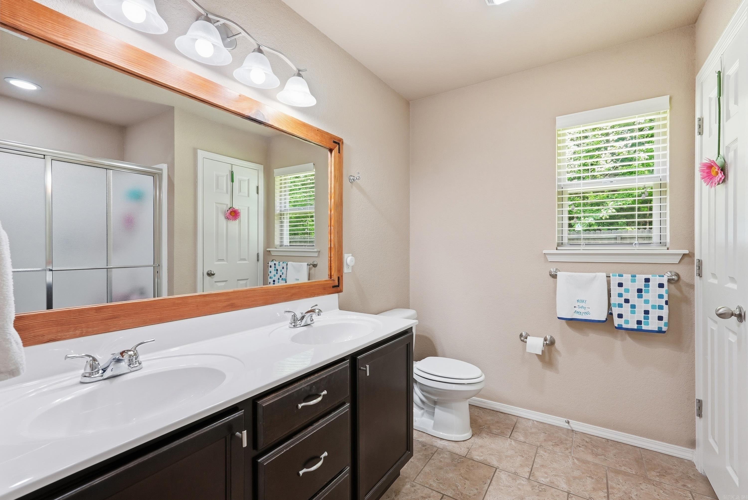 CHAPEL CREEK - Residential