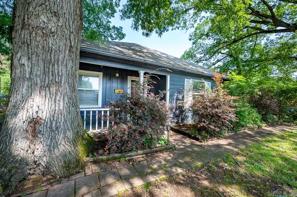 RIVERSIDE - Residential