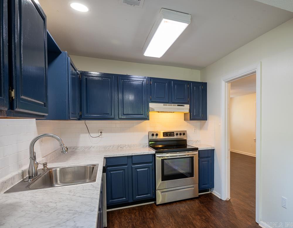 RIVERSIDE - Residential